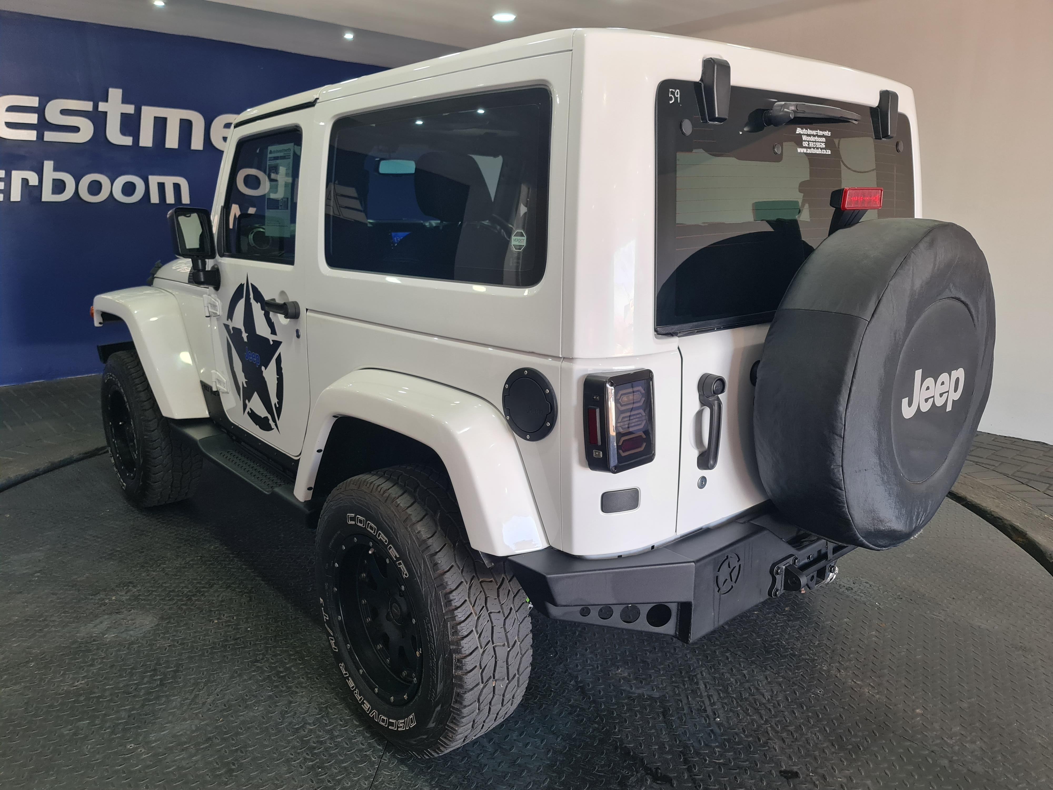 JEEP WRANGLER SAHARA 3.6L V6 A/T 2DR