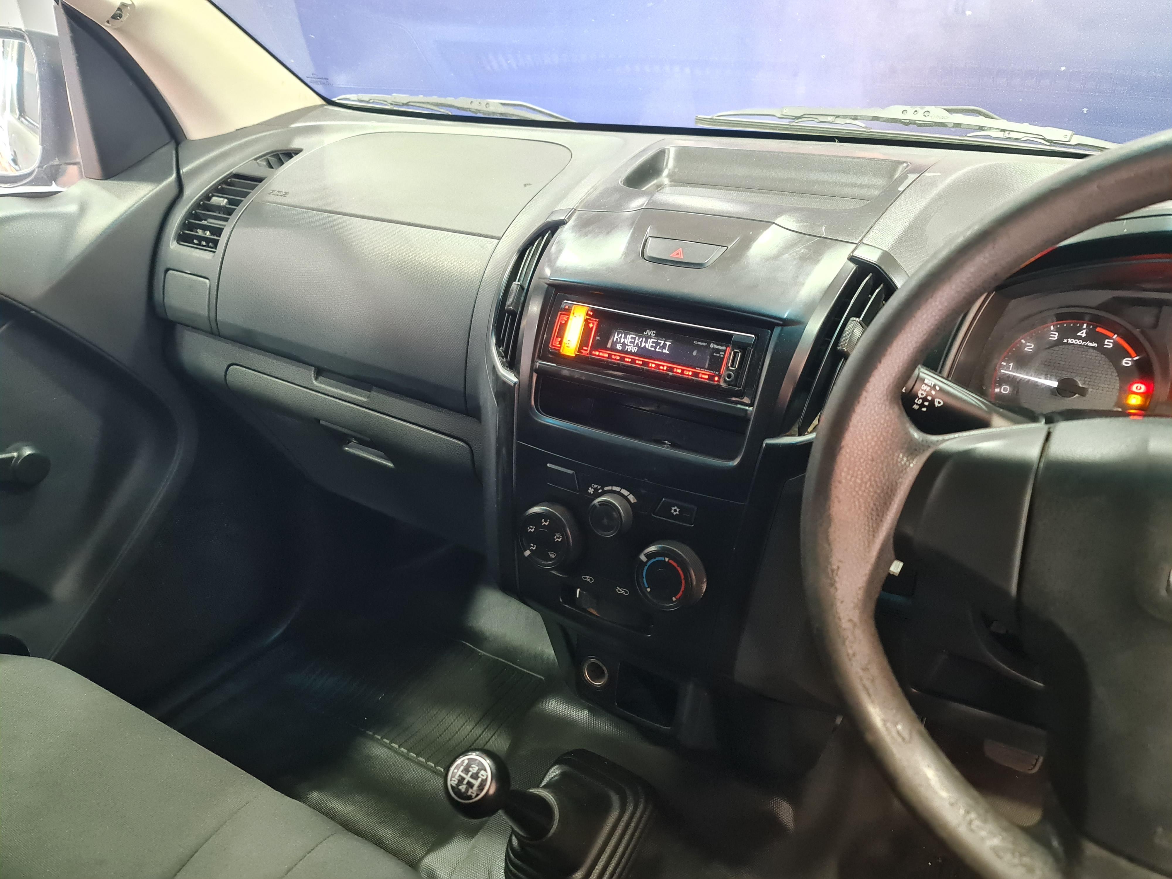 ISUZU D-MAX 250C FLEETSIDE S/C C/C