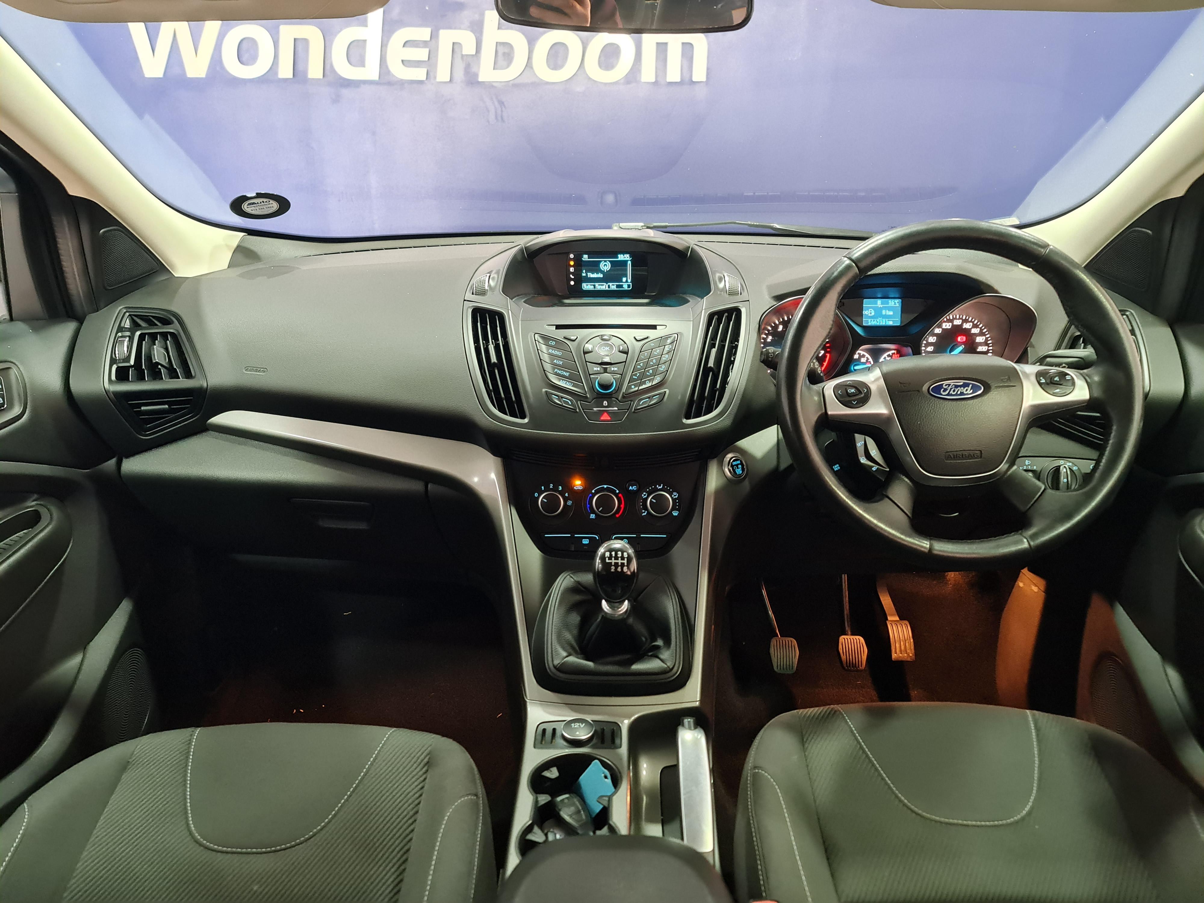 FORD KUGA 1.5 ECOBOOST AMBIENTE