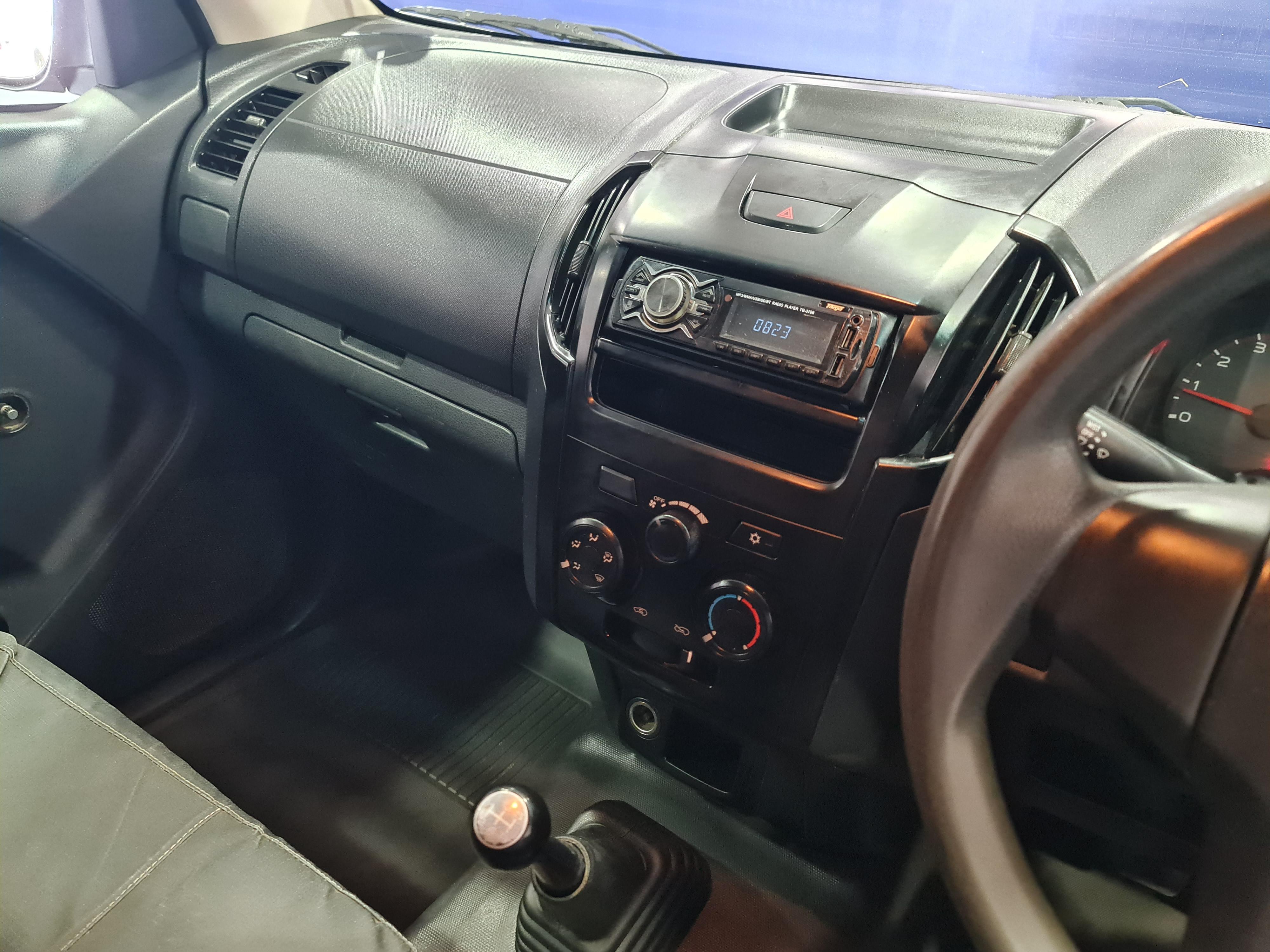 ISUZU D-MAX 250 HO FLEETSIDE S/C P/U