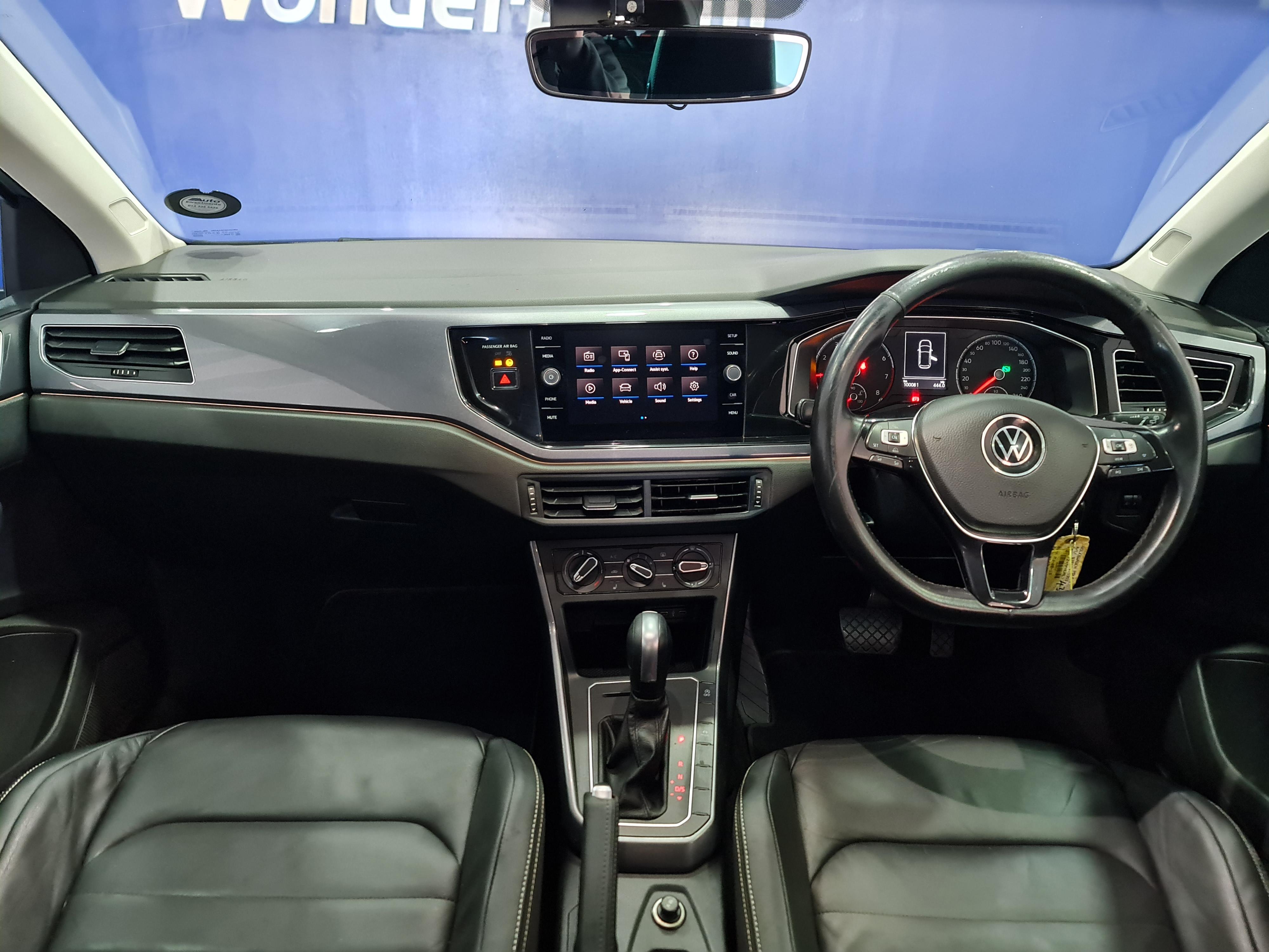 VOLKSWAGEN POLO 1.0 TSI HIGHLINE DSG (85KW)