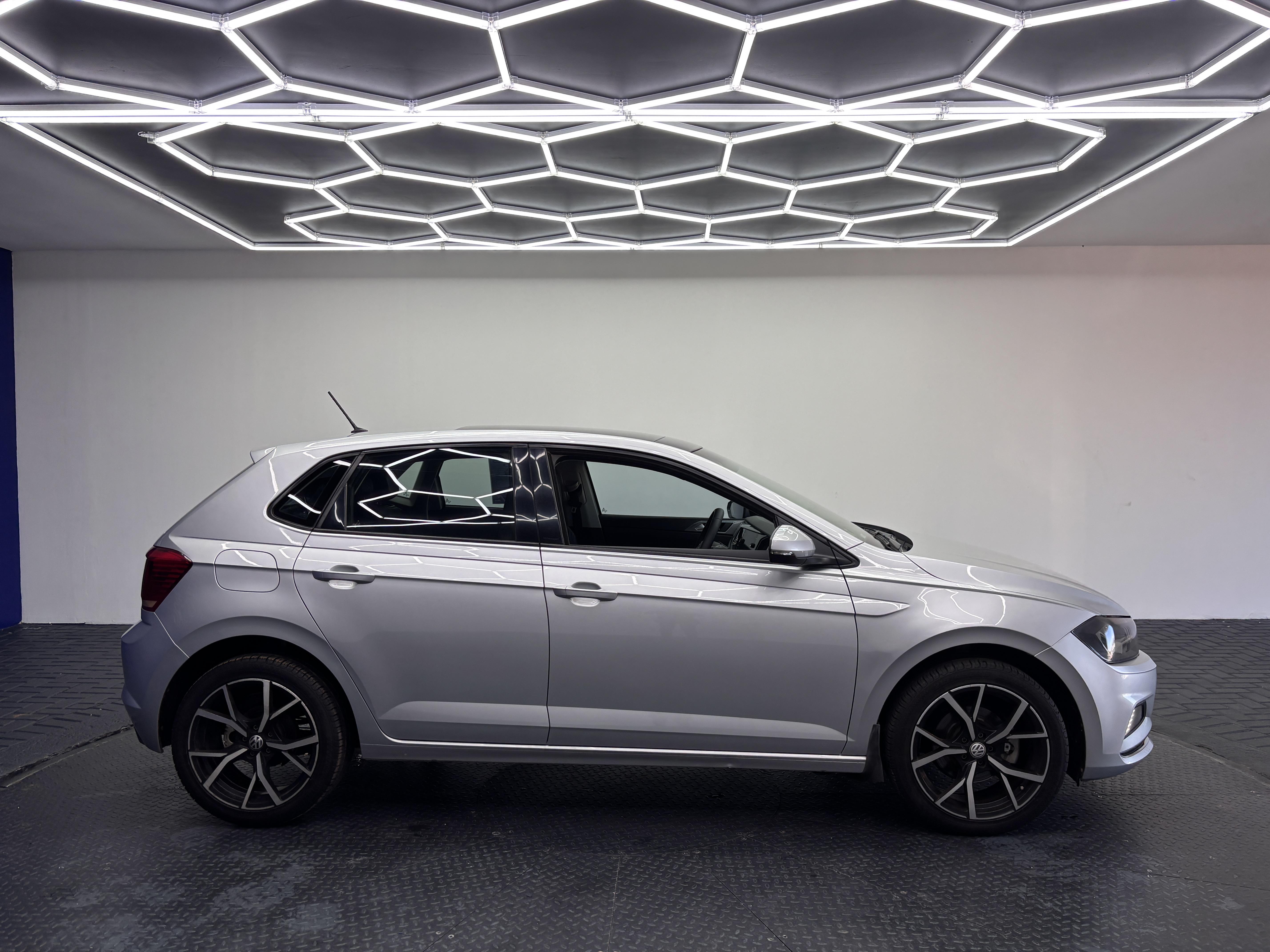 VOLKSWAGEN POLO 1.0 TSI HIGHLINE DSG (85KW)