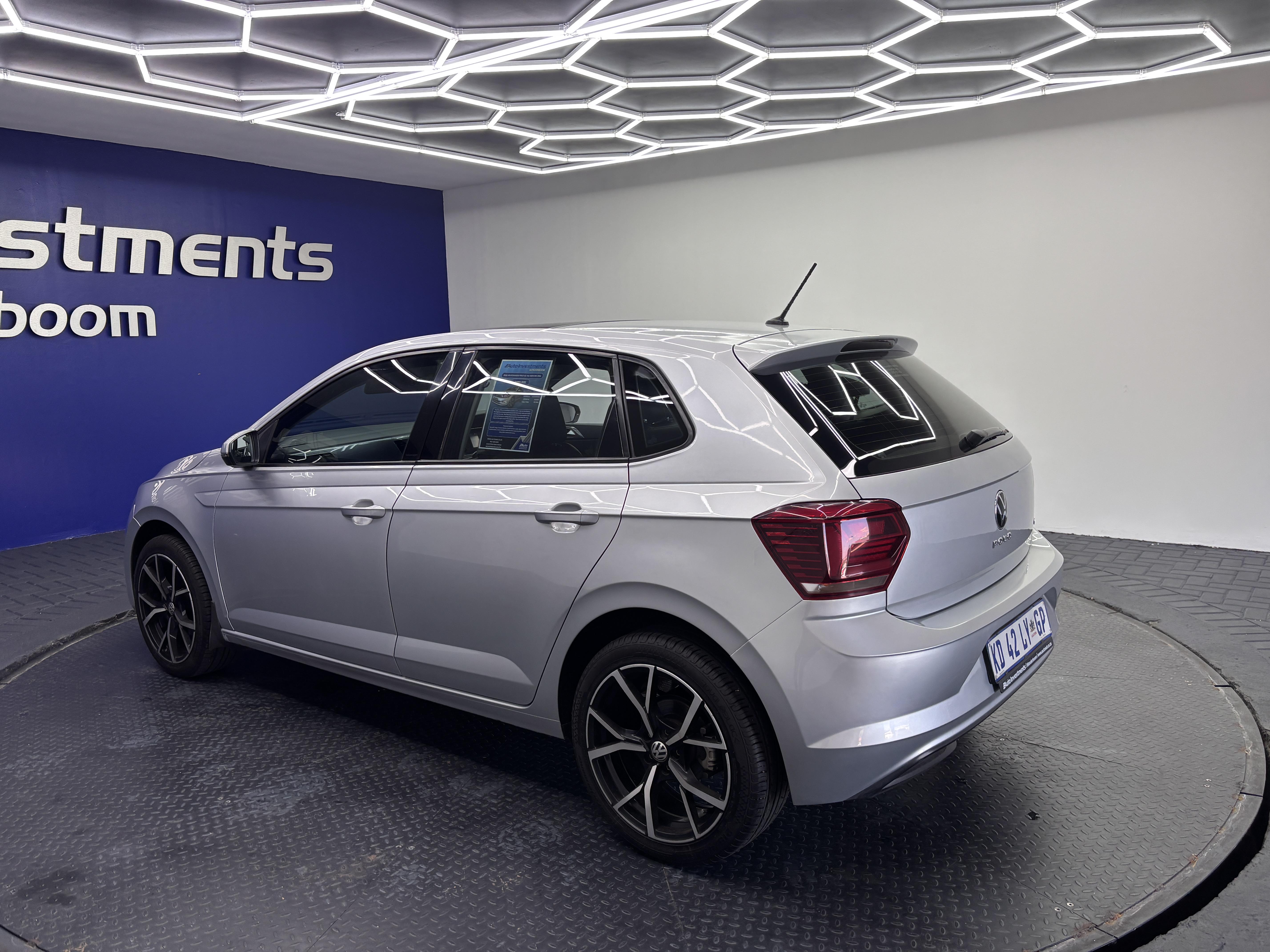 VOLKSWAGEN POLO 1.0 TSI HIGHLINE DSG (85KW)