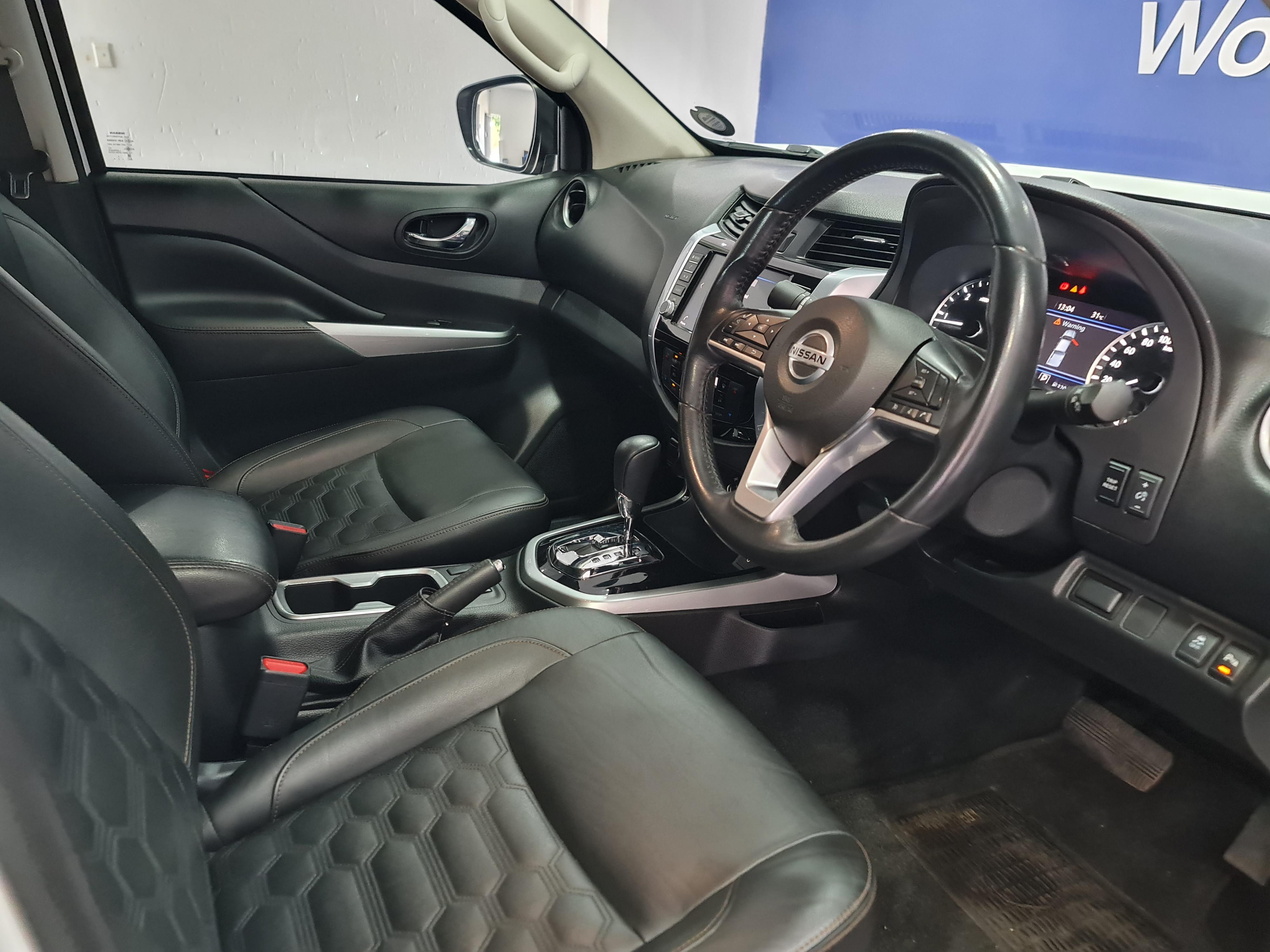 NISSAN NAVARA 2.5DDTI LE 4X4 A/T D/C P/U