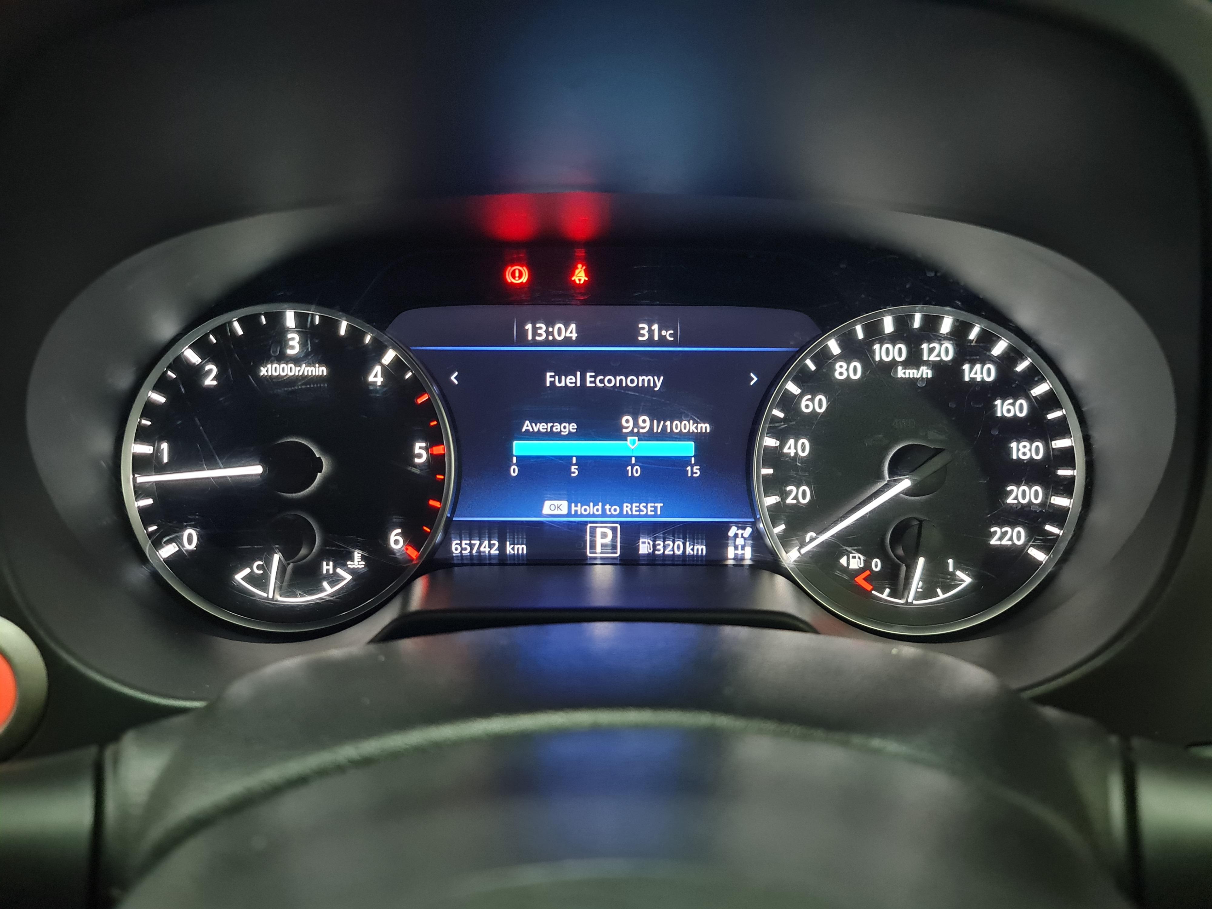 NISSAN NAVARA 2.5DDTI LE 4X4 A/T D/C P/U