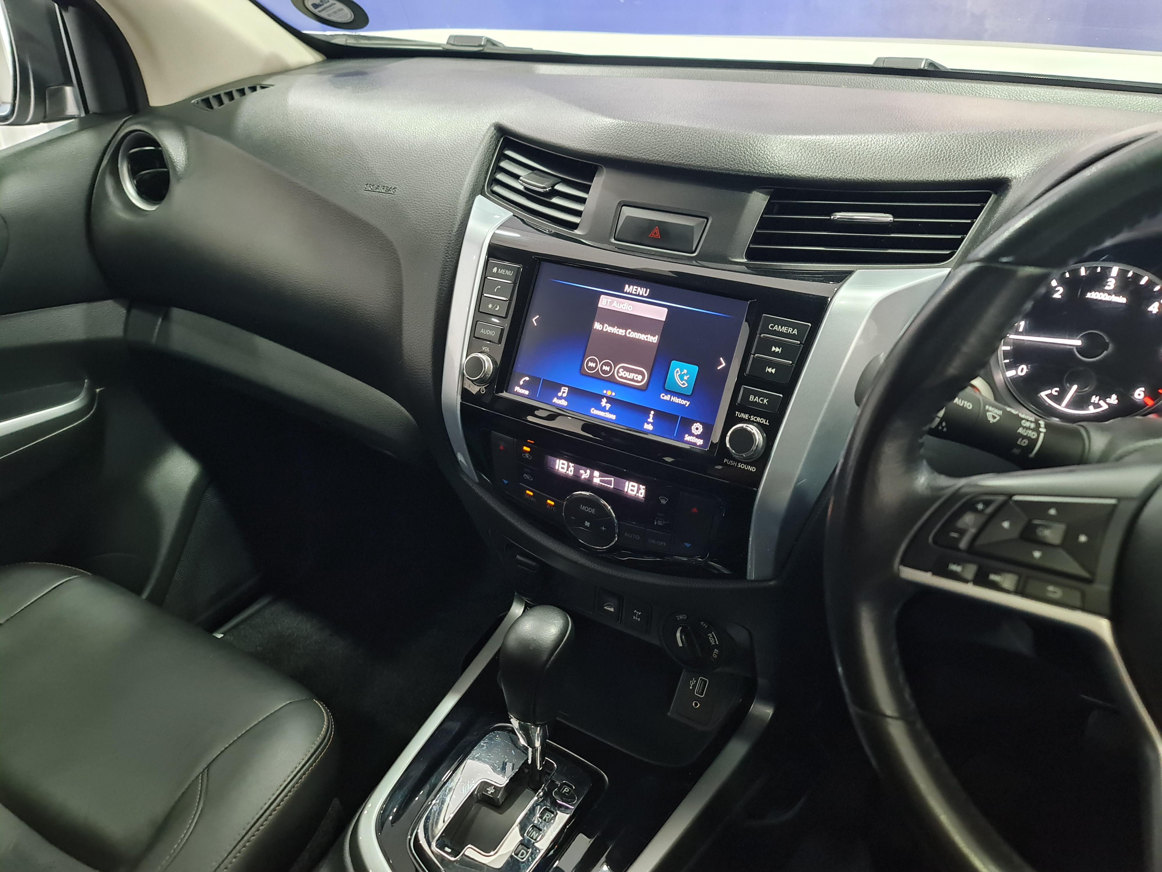 NISSAN NAVARA 2.5DDTI LE 4X4 A/T D/C P/U