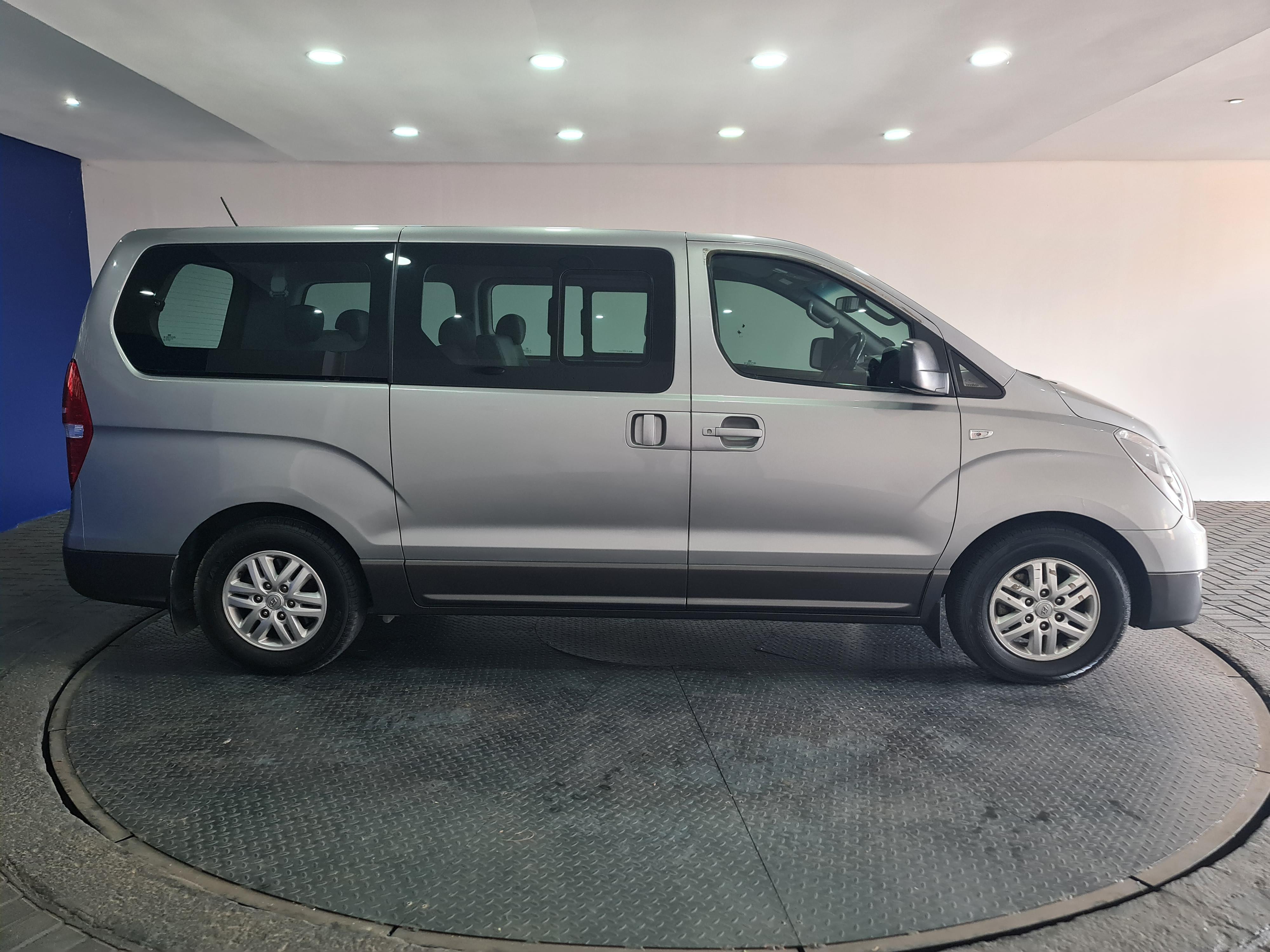 HYUNDAI H-1 2.5 CRDI A/T/ 2.5 ELITE A/T