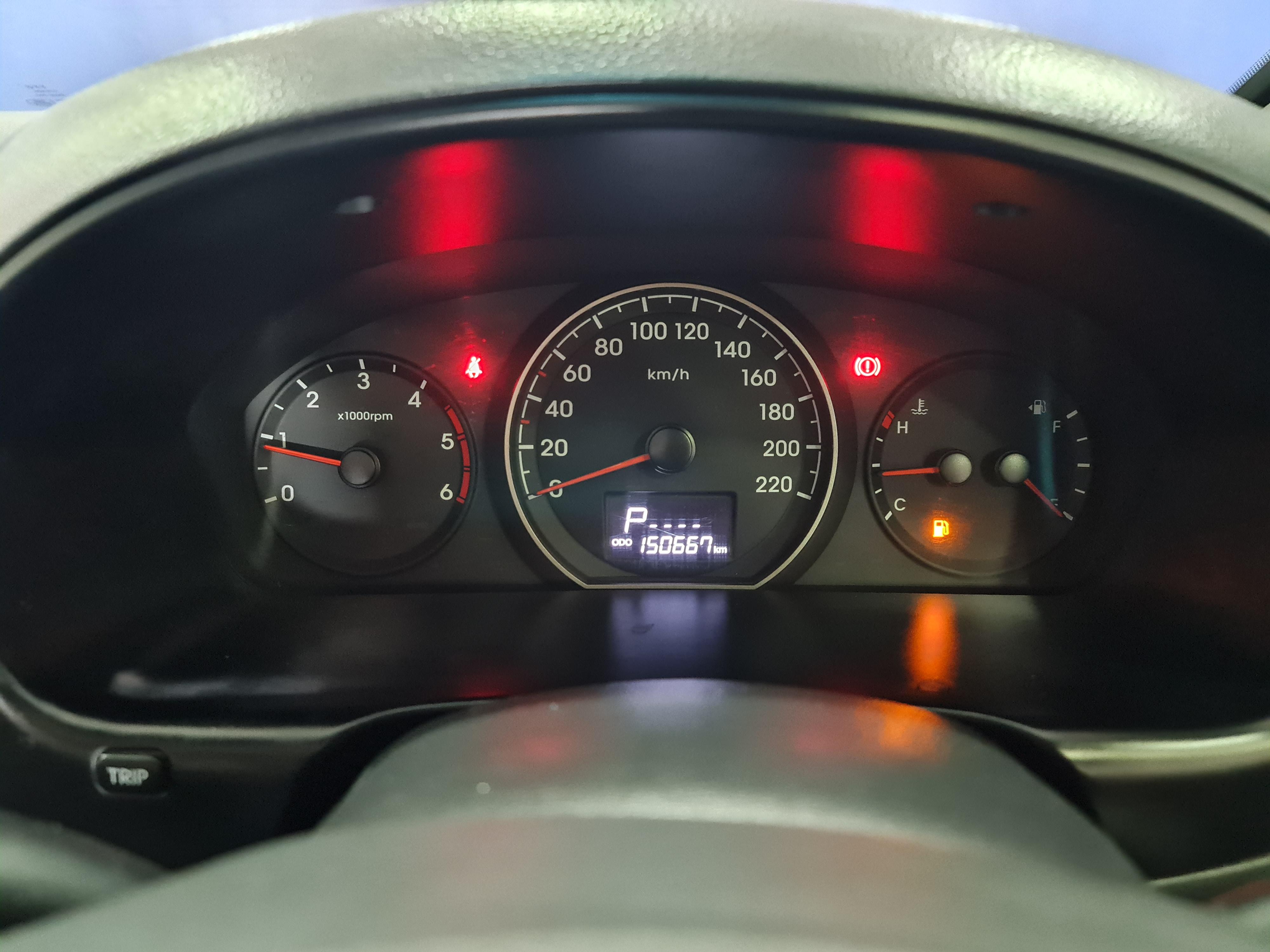 HYUNDAI H-1 2.5 CRDI A/T/ 2.5 ELITE A/T