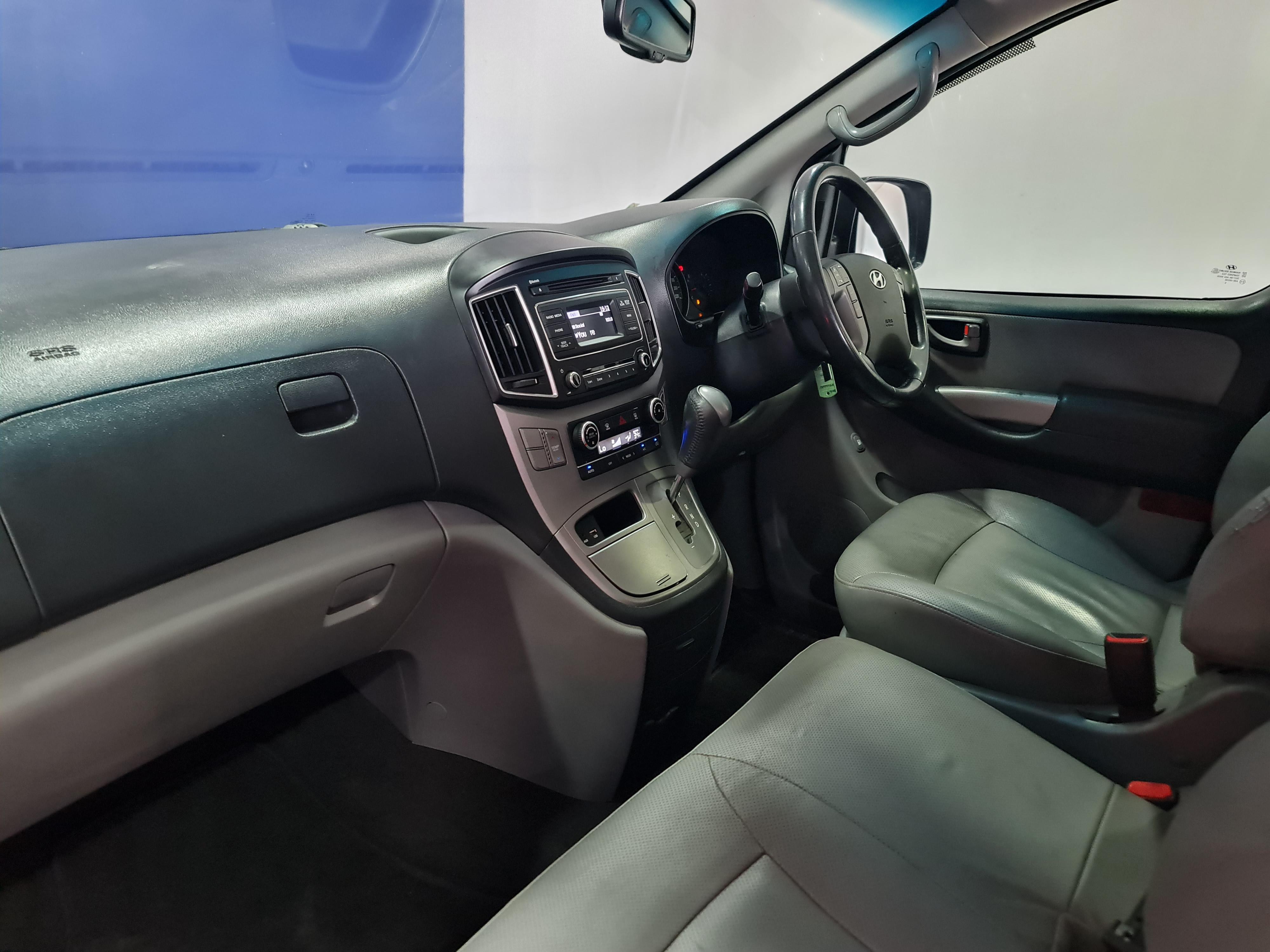 HYUNDAI H-1 2.5 CRDI A/T/ 2.5 ELITE A/T