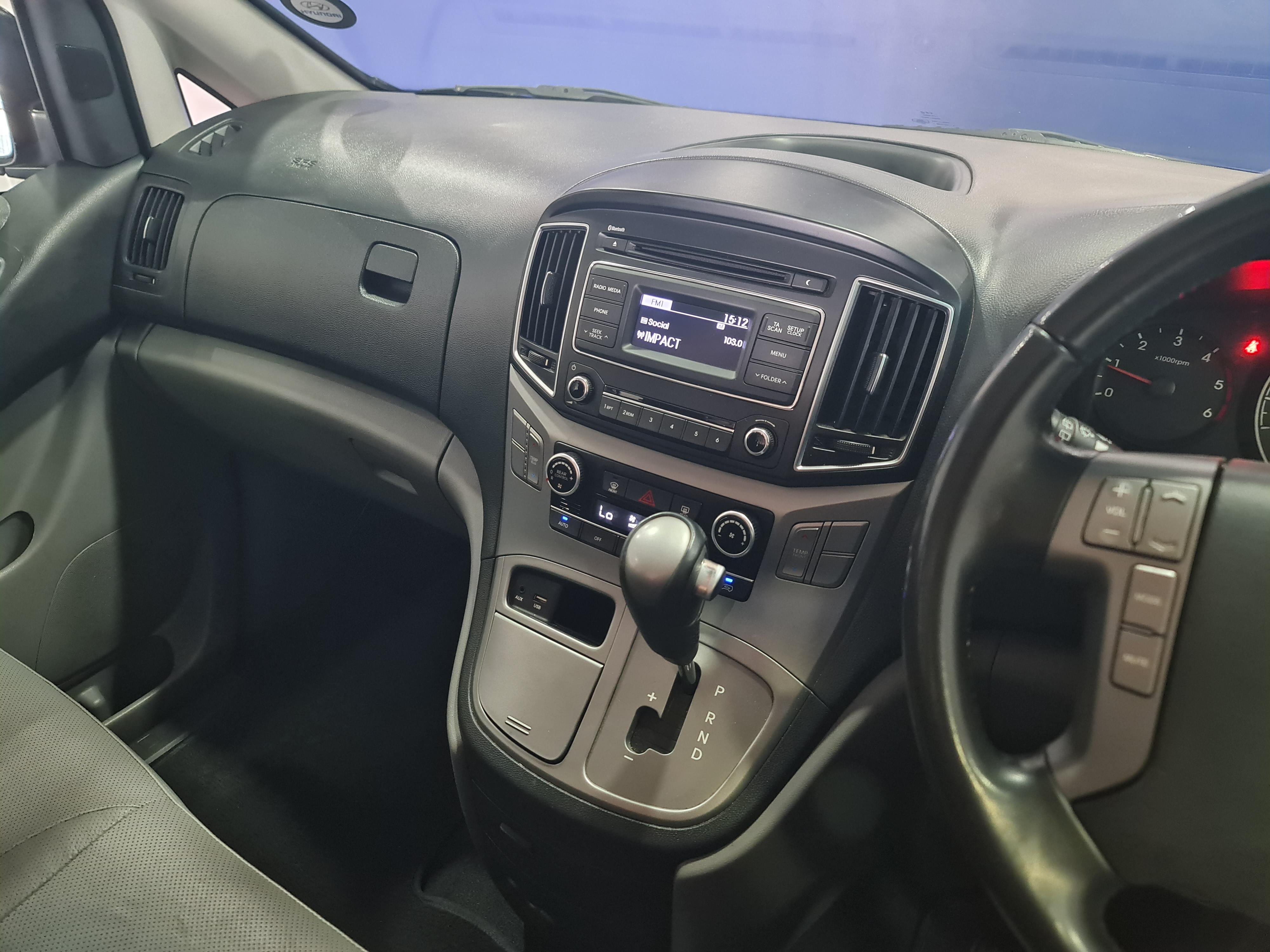 HYUNDAI H-1 2.5 CRDI A/T/ 2.5 ELITE A/T