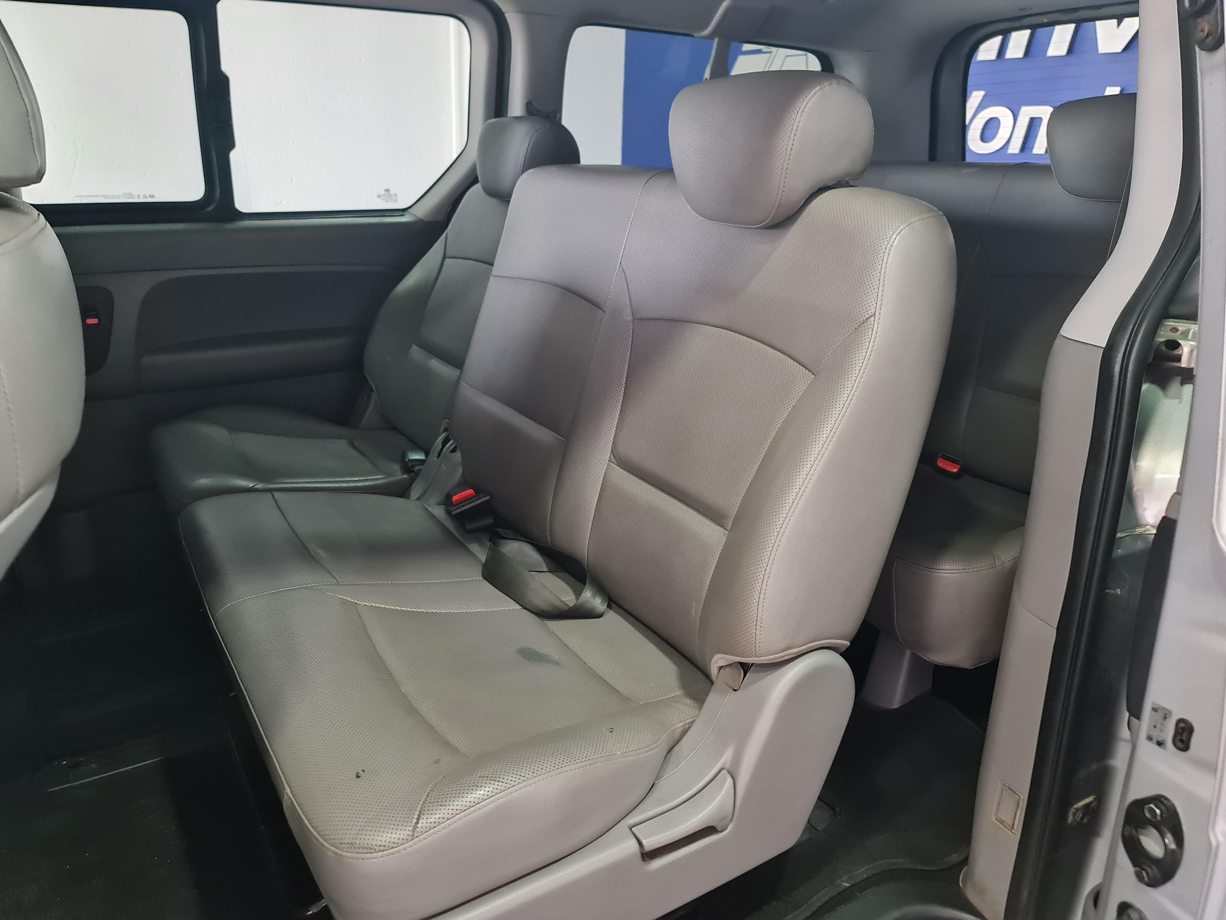 HYUNDAI H-1 2.5 CRDI A/T/ 2.5 ELITE A/T