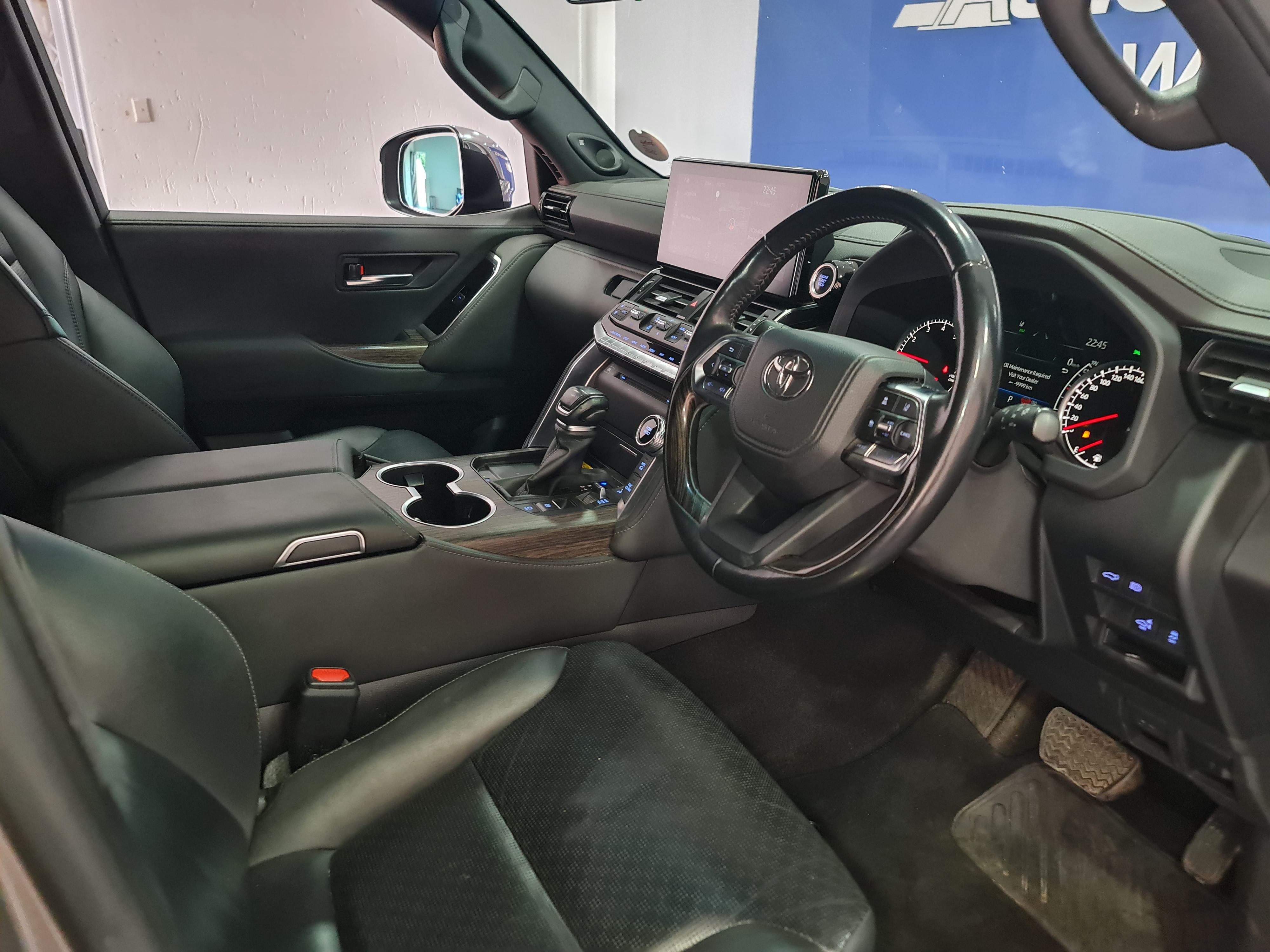 TOYOTA LAND CRUISER LANDCRUISER 300 V6 3.5T ZX