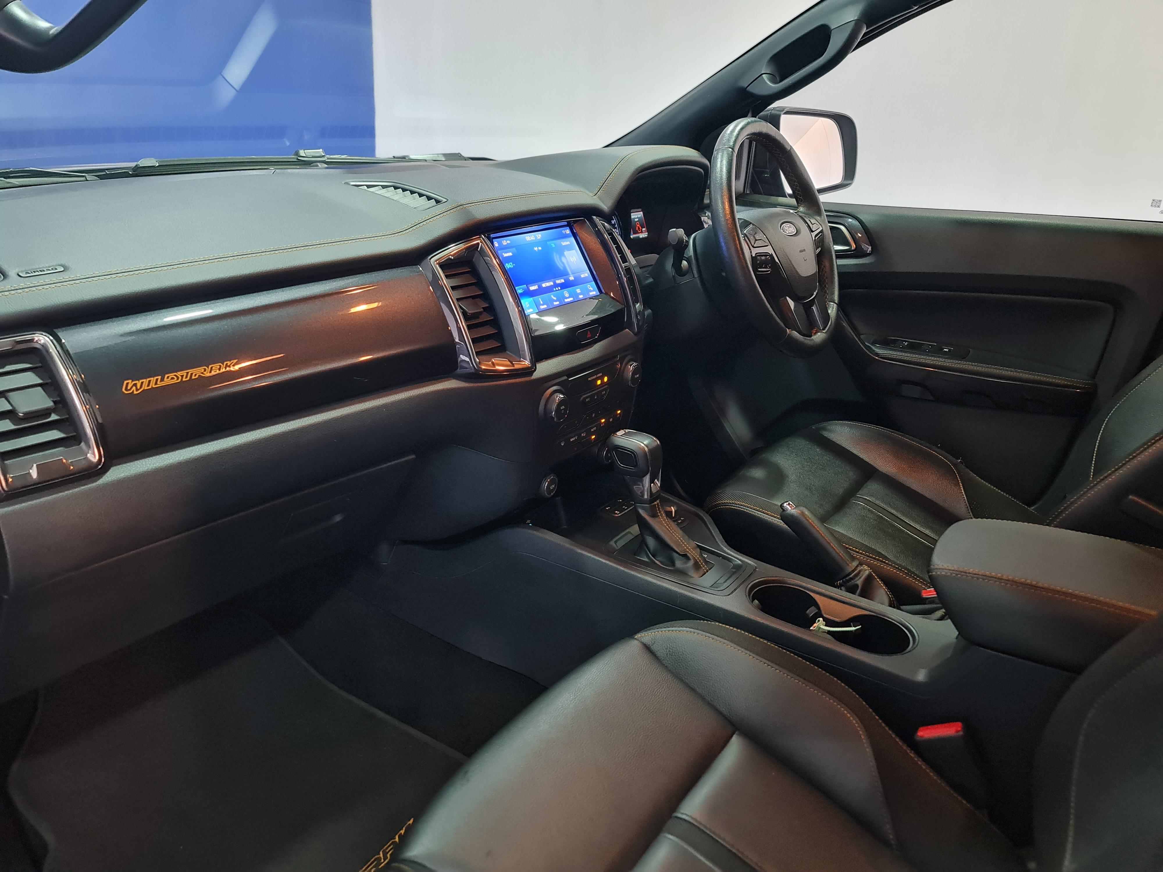 FORD RANGER 2.0D BI-TURBO WILDTRAK 4X4 A/T P/U D/C