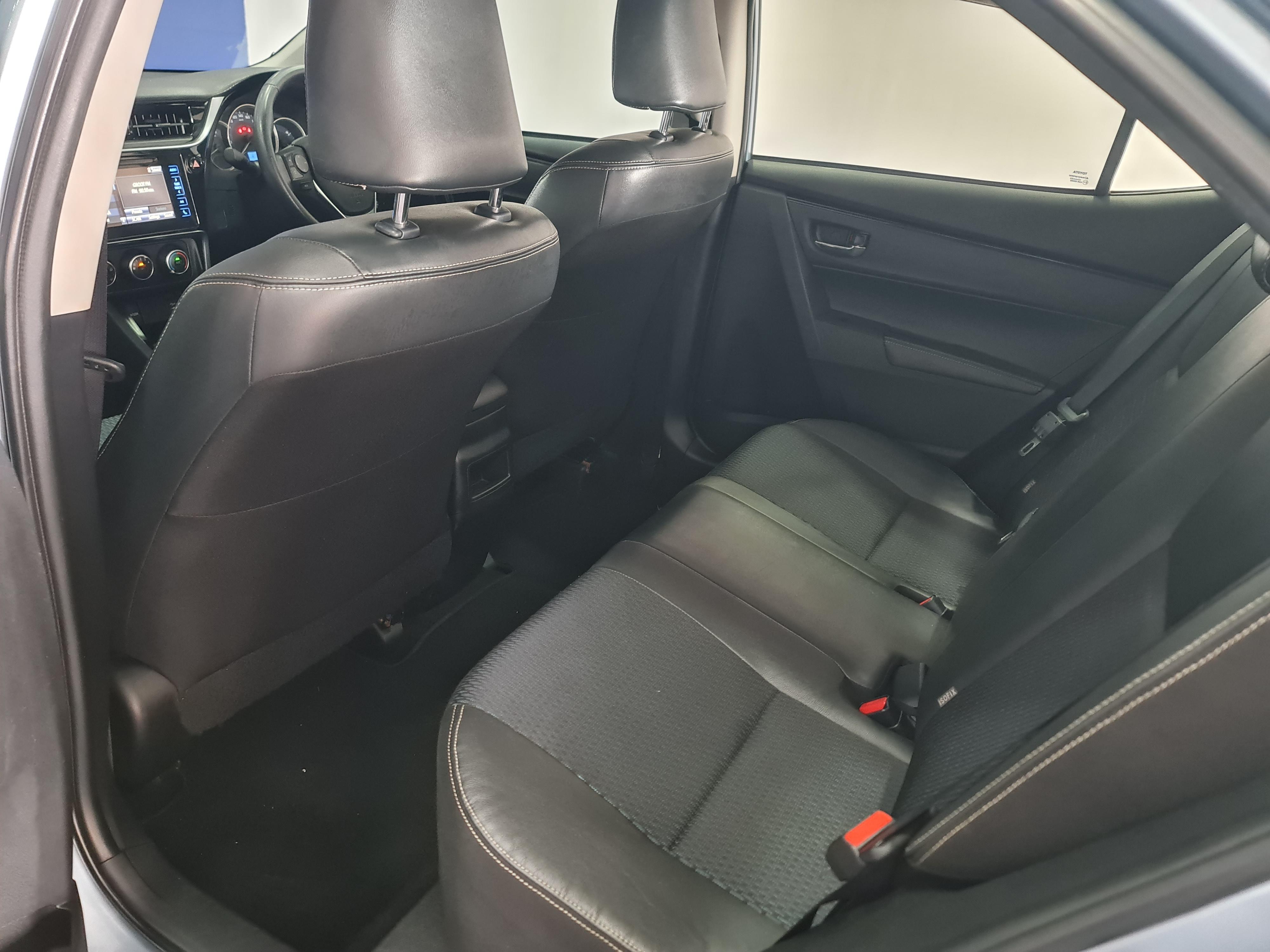 TOYOTA COROLLA 1.8 PRESTIGE