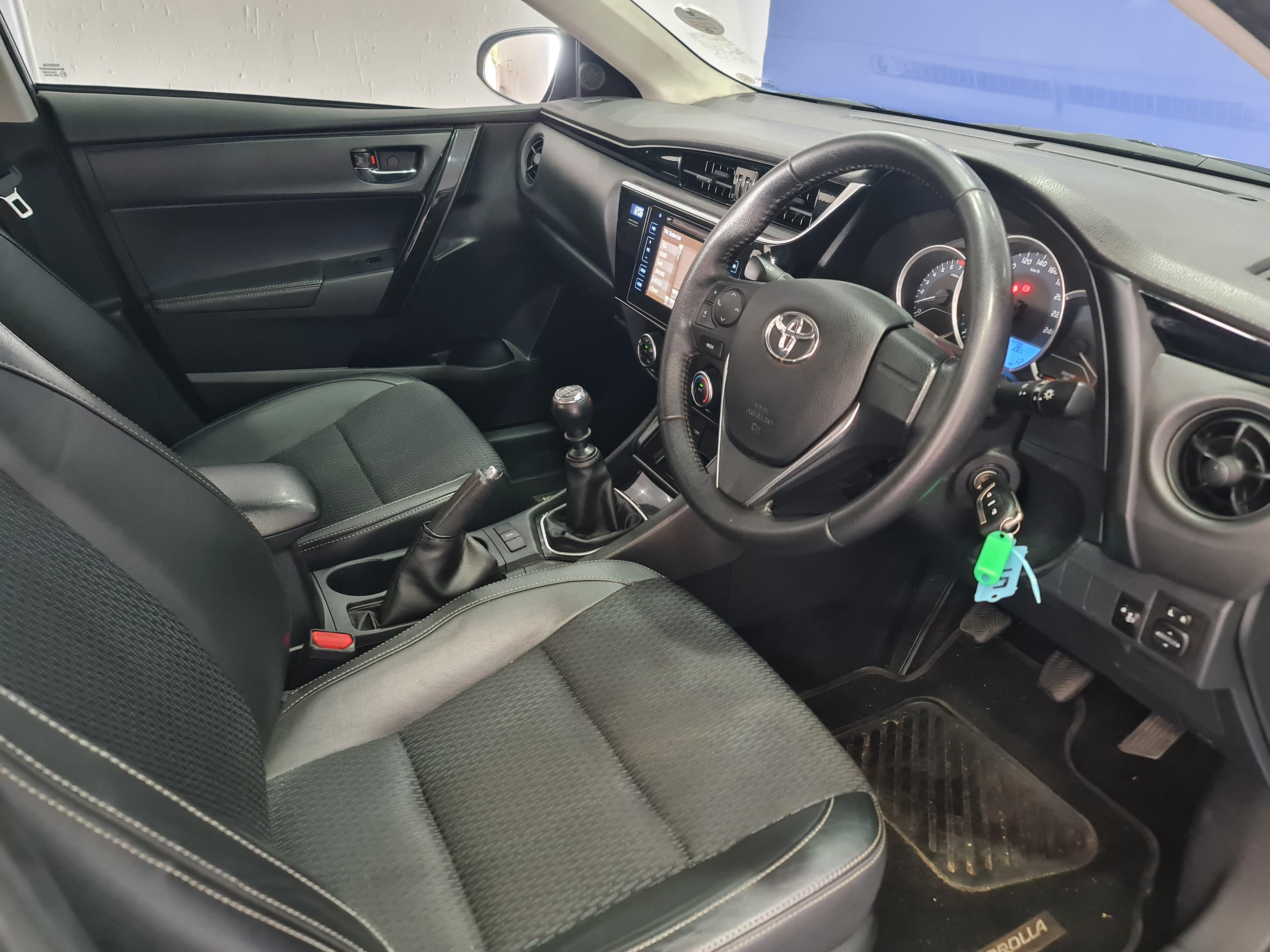 TOYOTA COROLLA 1.8 PRESTIGE