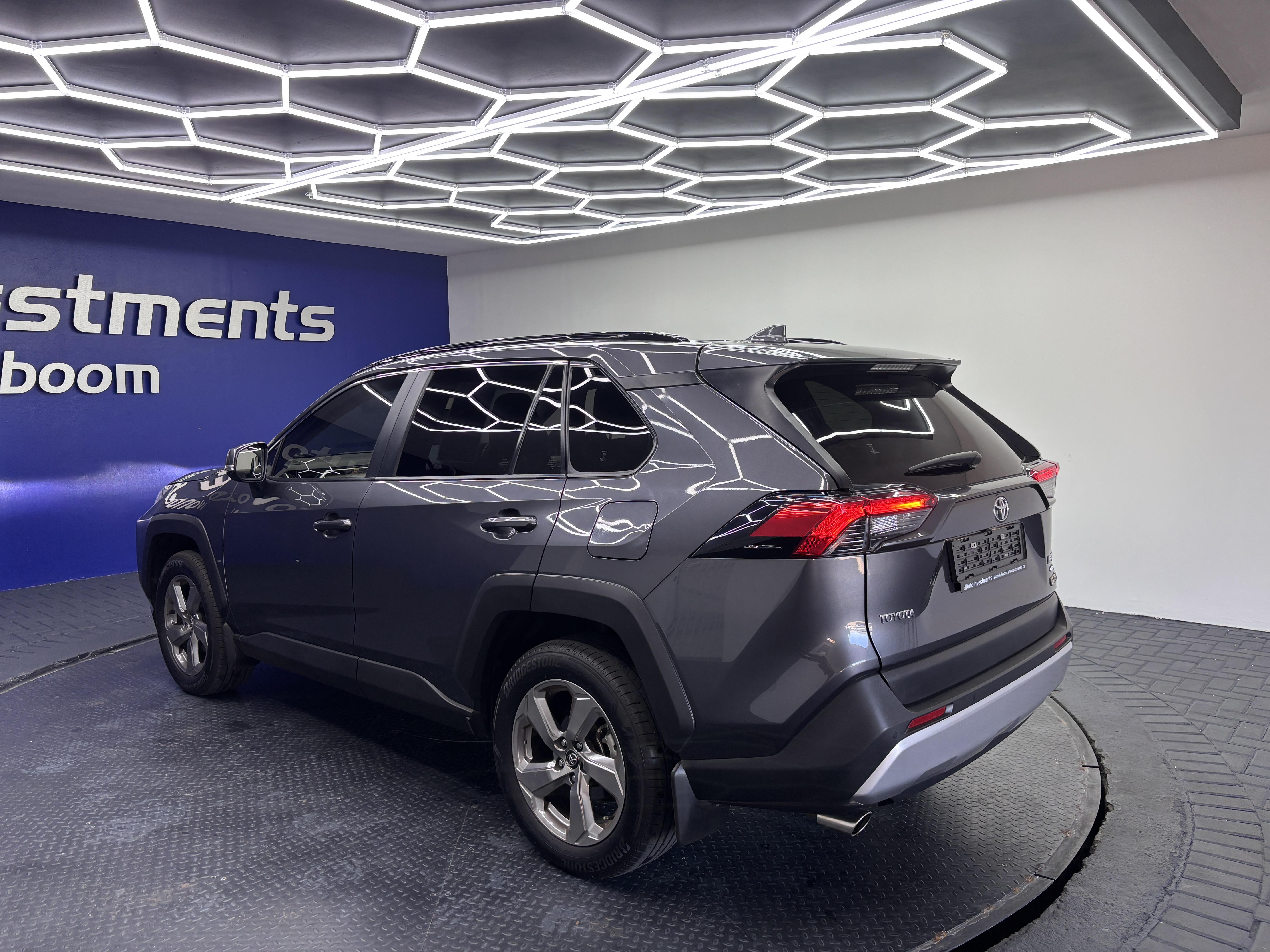 TOYOTA RAV 4 RAV4 2.0 GX-R CVT AWD