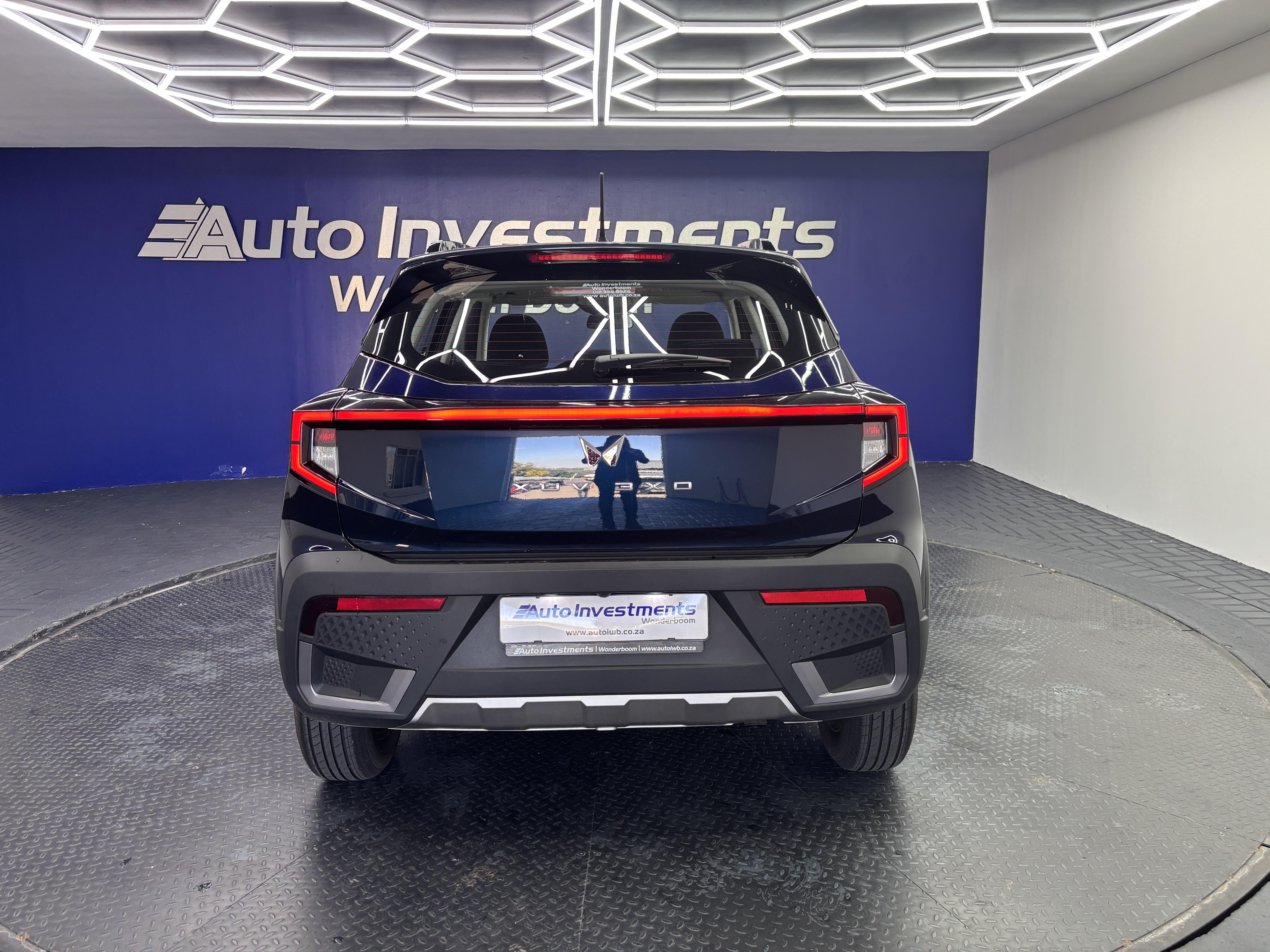 MAHINDRA XUV 3XO 1.2T AX5 A/T 
