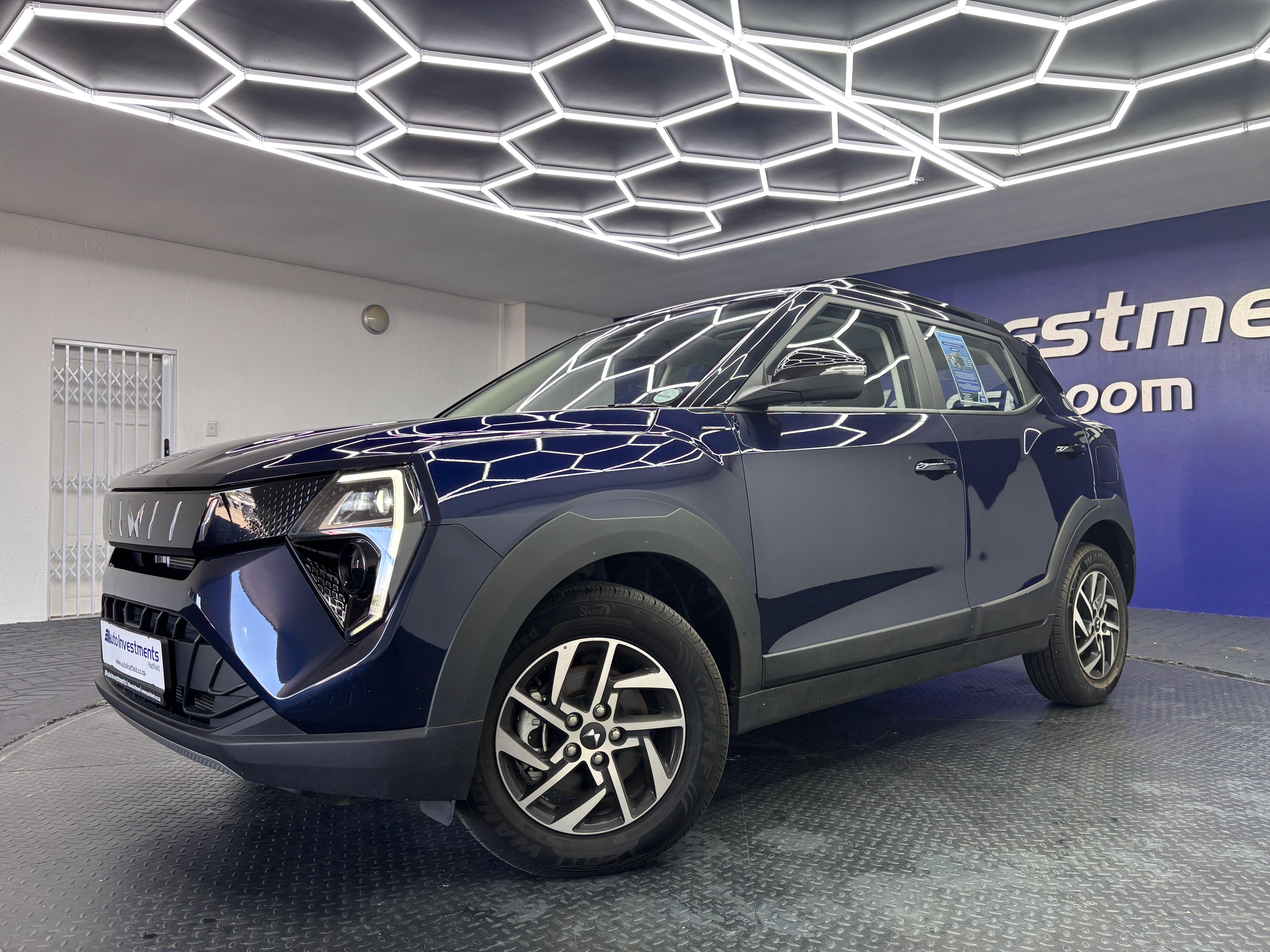 MAHINDRA XUV 3XO 1.2T AX5 A/T 