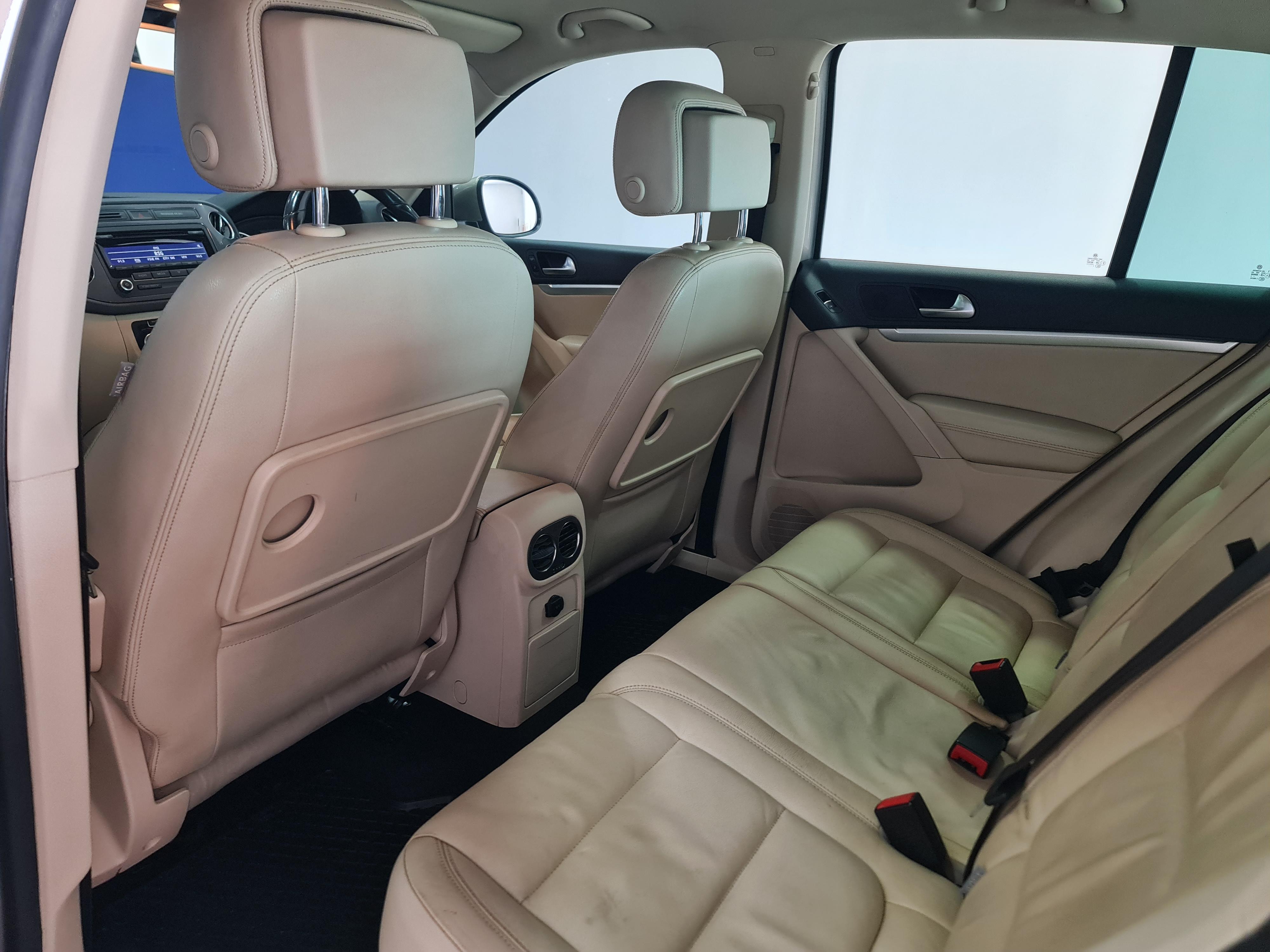 VOLKSWAGEN TIGUAN 2.0 TDI SPRT-STYL 4/MOT DSG