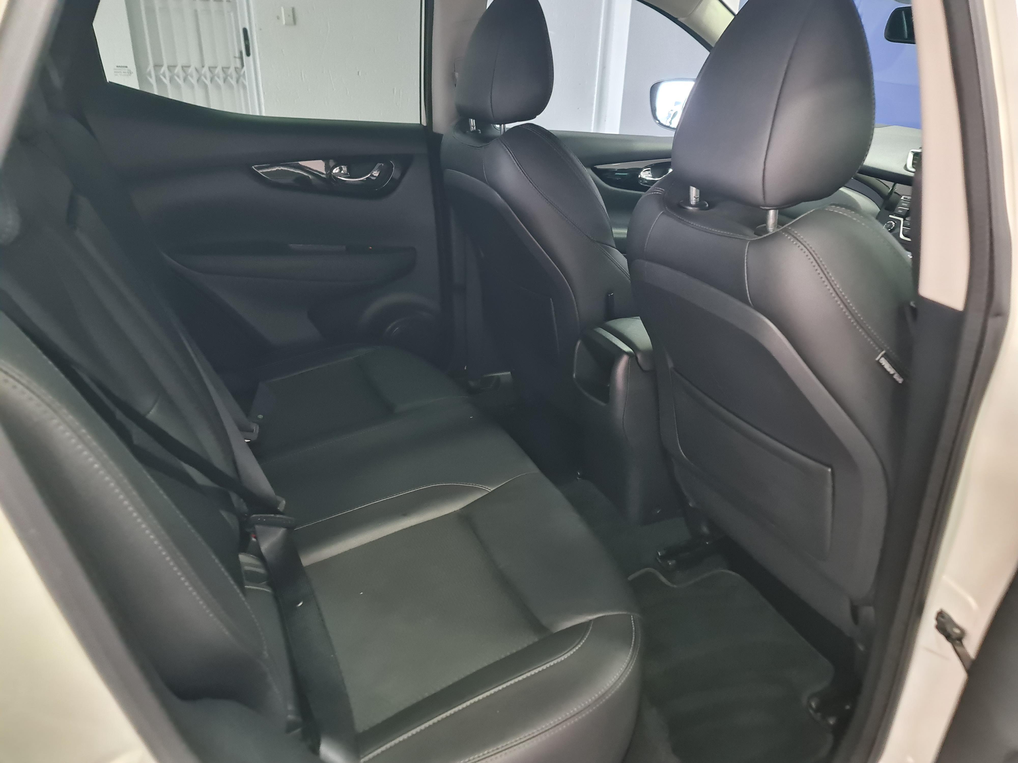 NISSAN QASHQAI 1.2T ACENTA CVT
