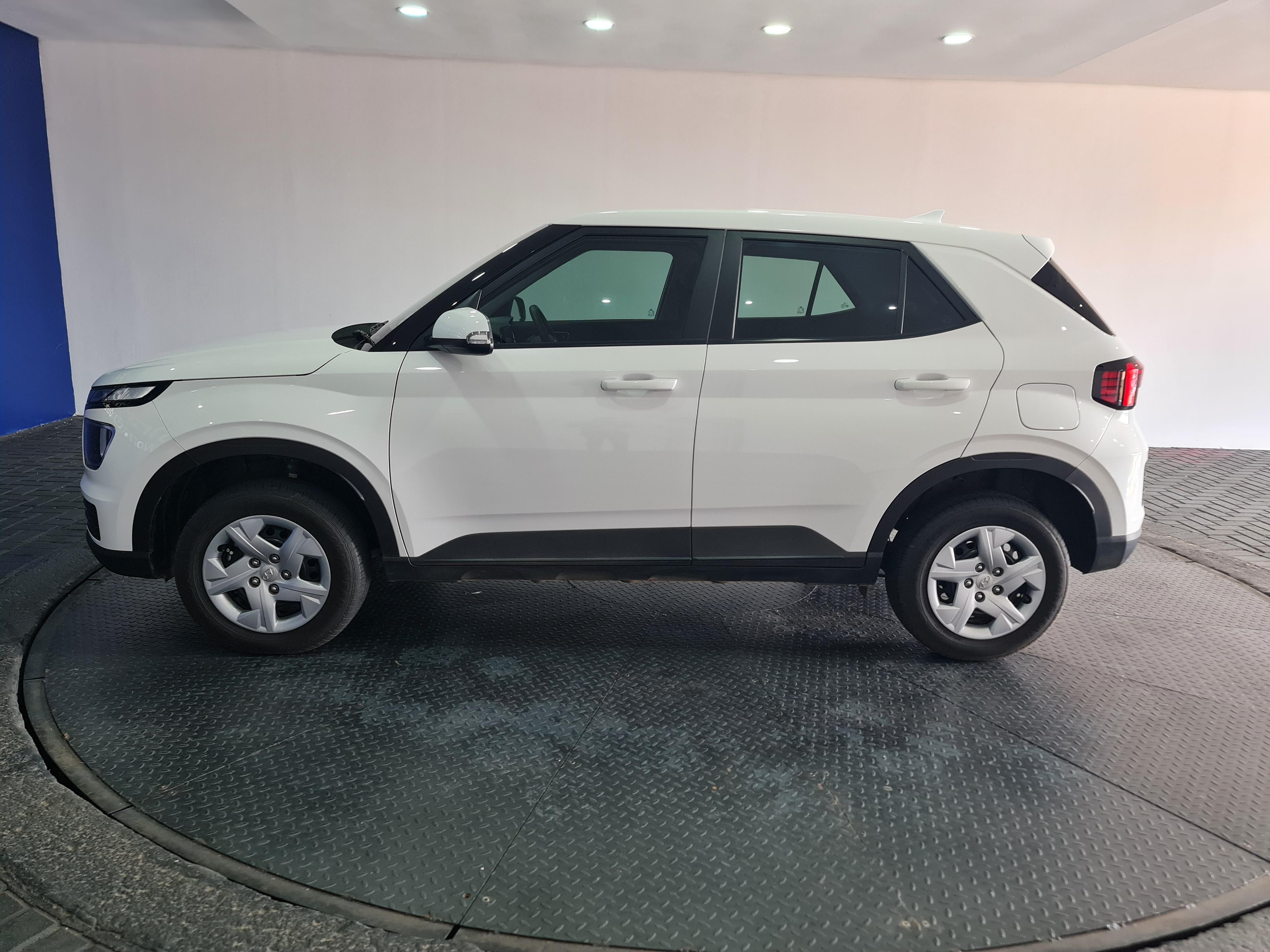 HYUNDAI VENUE 1.2 MOTION
