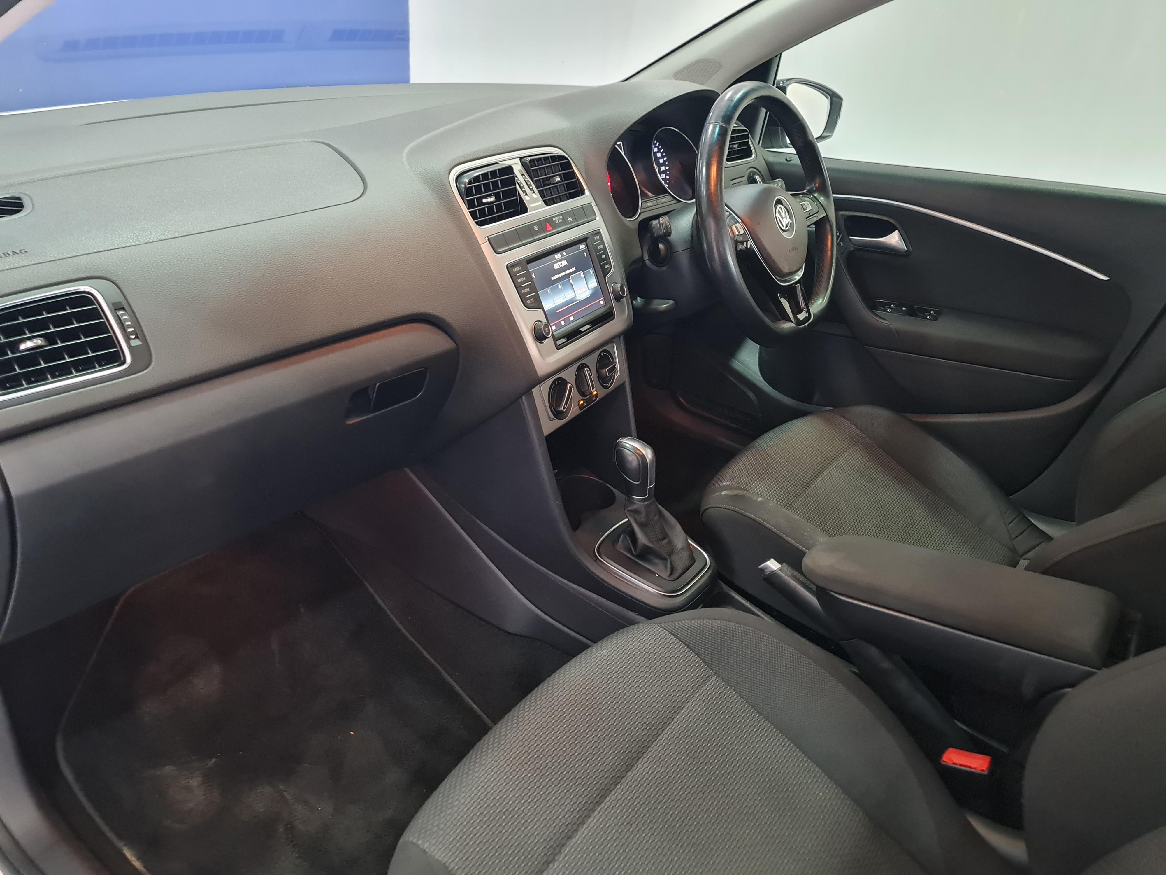 VOLKSWAGEN POLO GP 1.2 TSI HIGHLINE DSG (81KW)