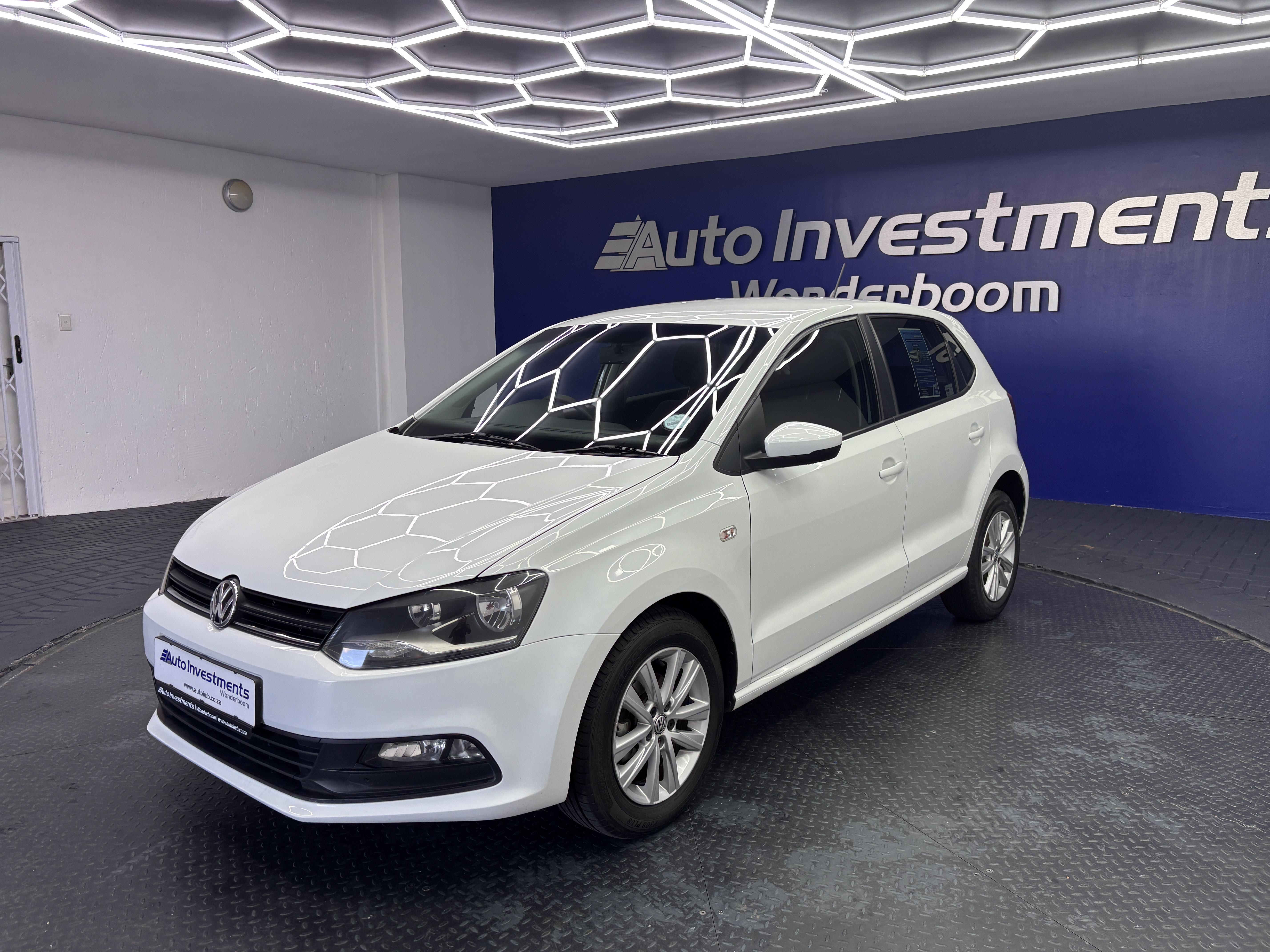 VOLKSWAGEN POLO VIVO 1.6 COMFORTLINE TIP (5DR)