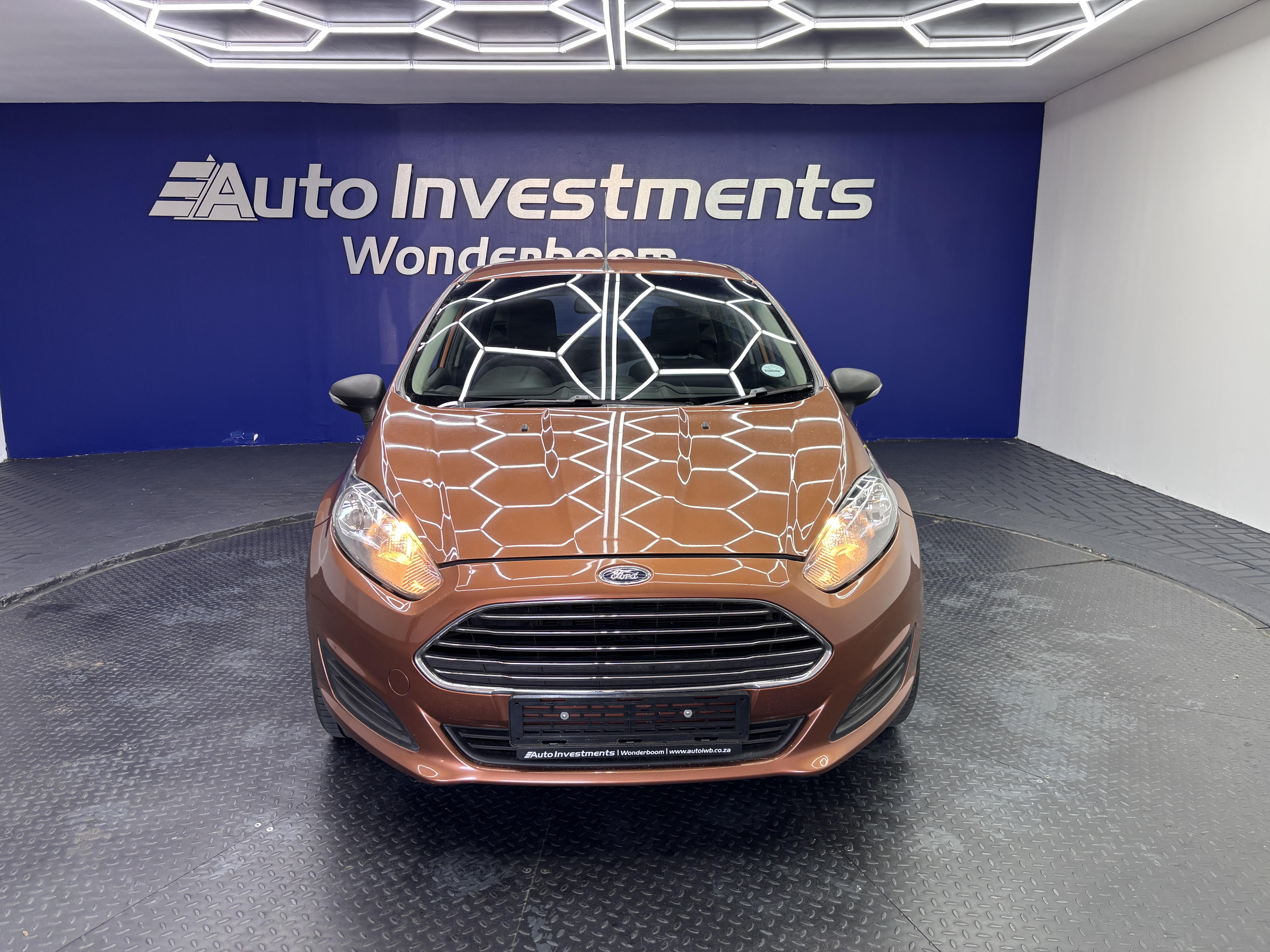 FORD FIESTA 1.4 AMBIENTE 5 DR
