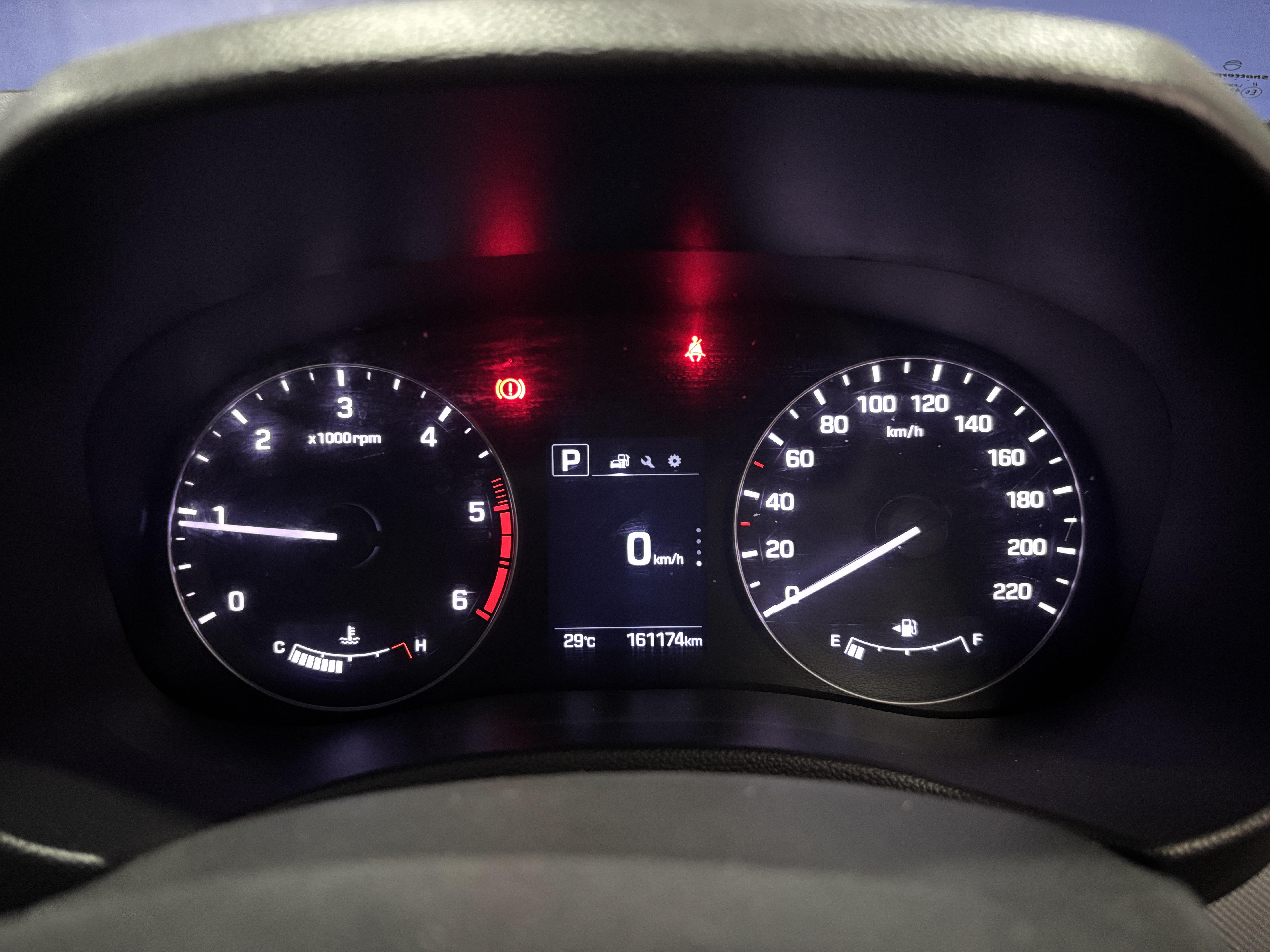 HYUNDAI CRETA 1.6D EXECUTIVE A/T - 12