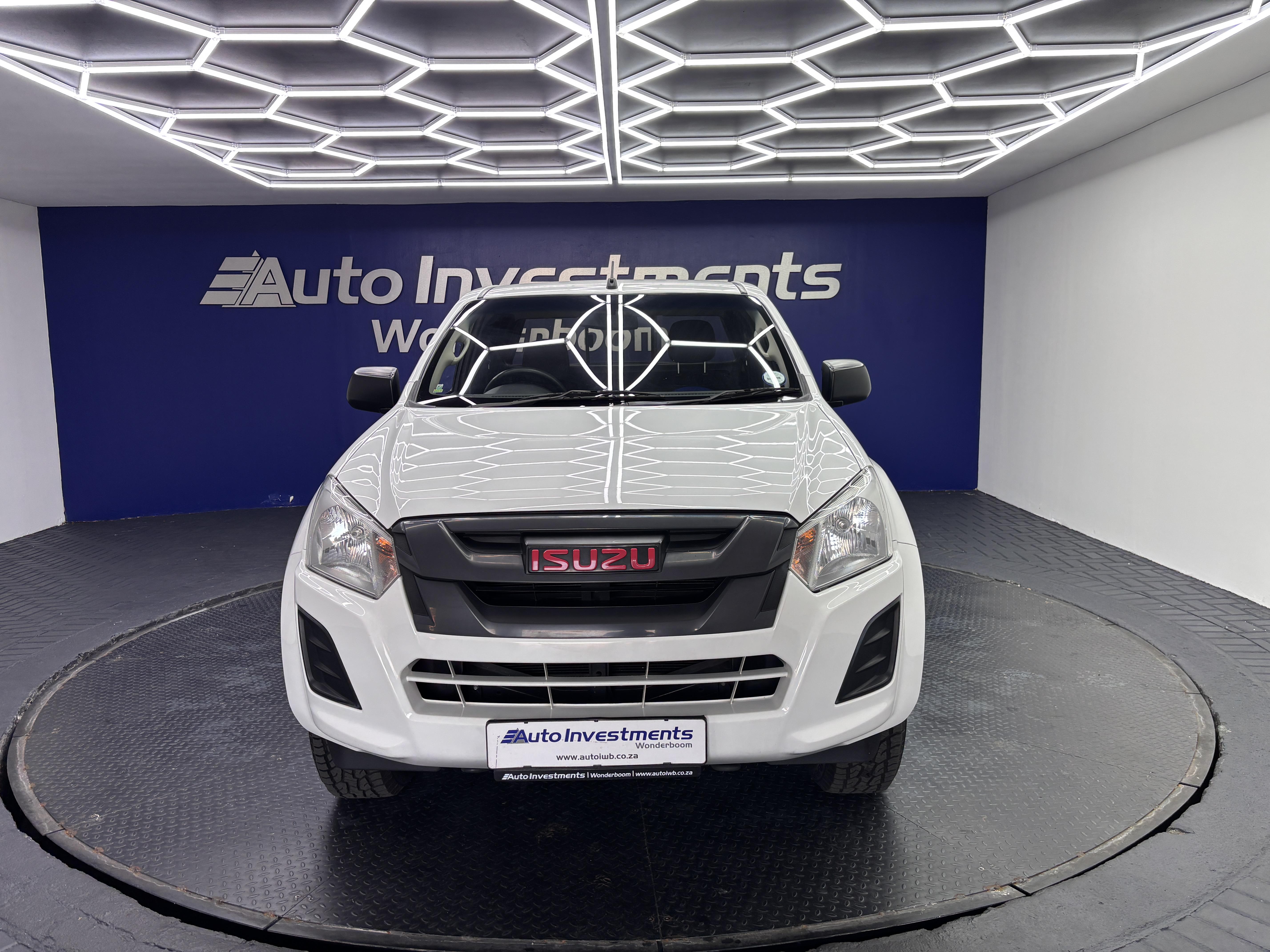 ISUZU D-MAX 250 HO HI-RIDE A/T E/CAB P/U