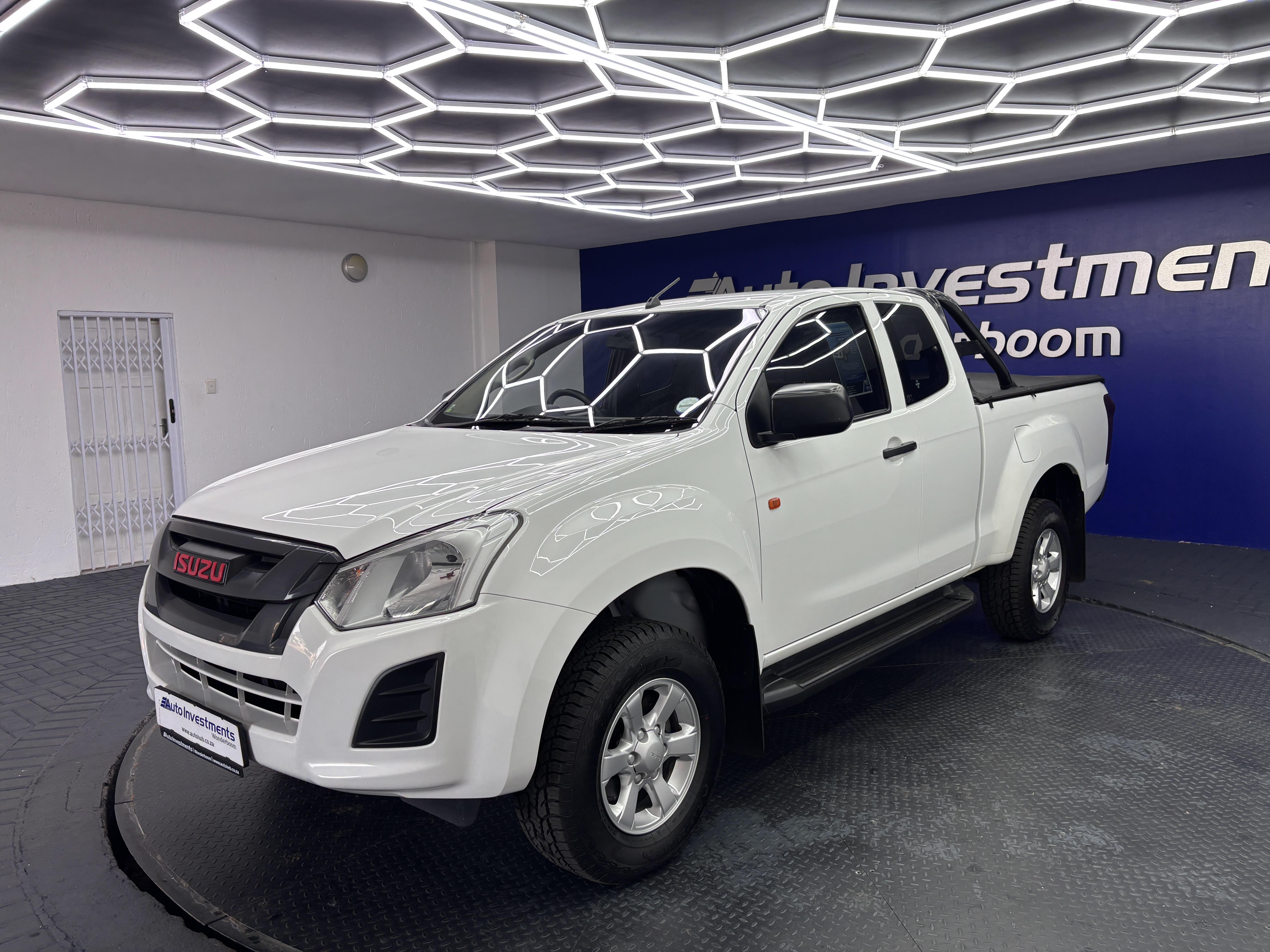 ISUZU D-MAX 250 HO HI-RIDE A/T E/CAB P/U