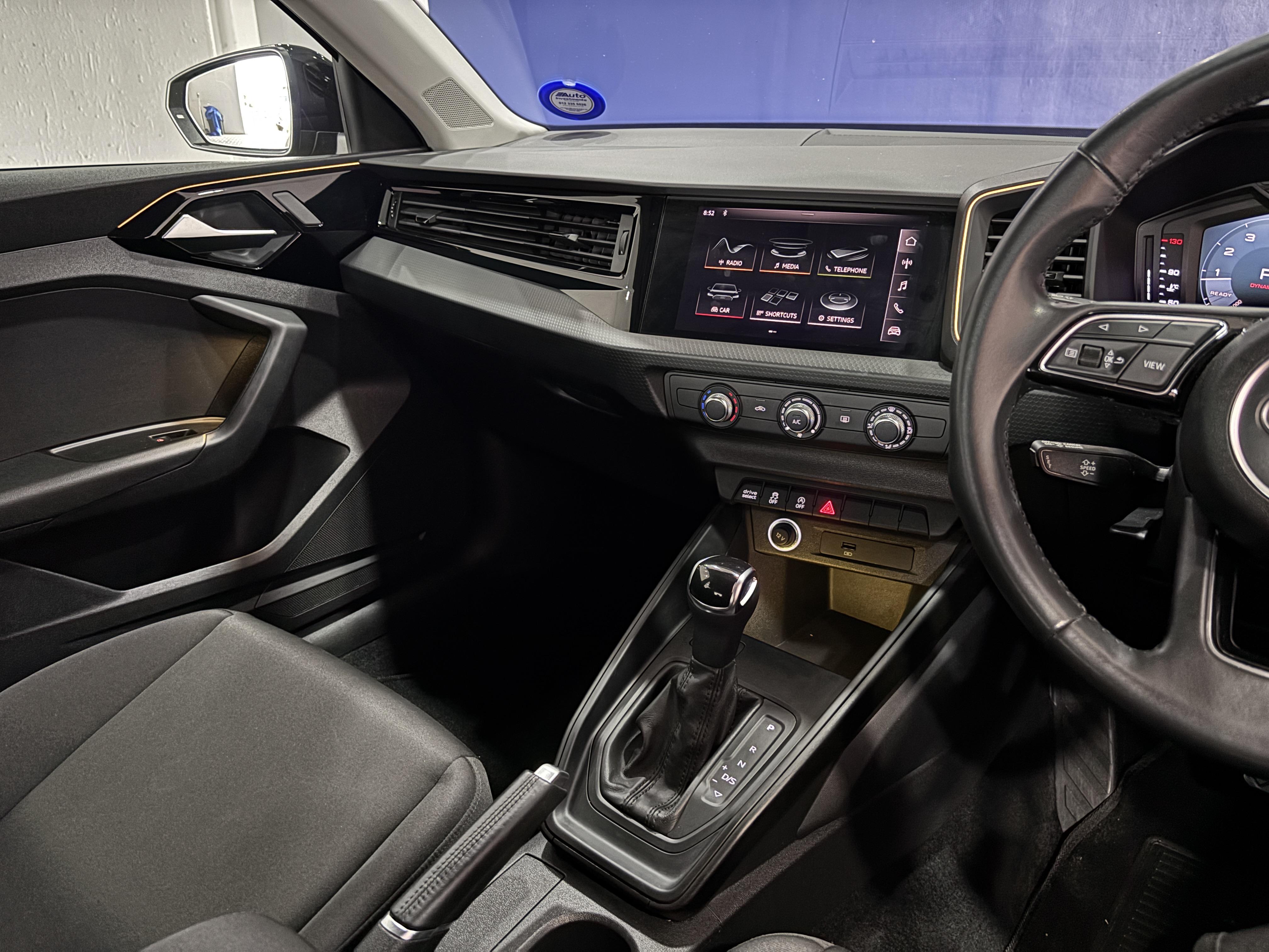 AUDI A1 SPORTBACK 35 TFSI ADVANCED S TRONIC