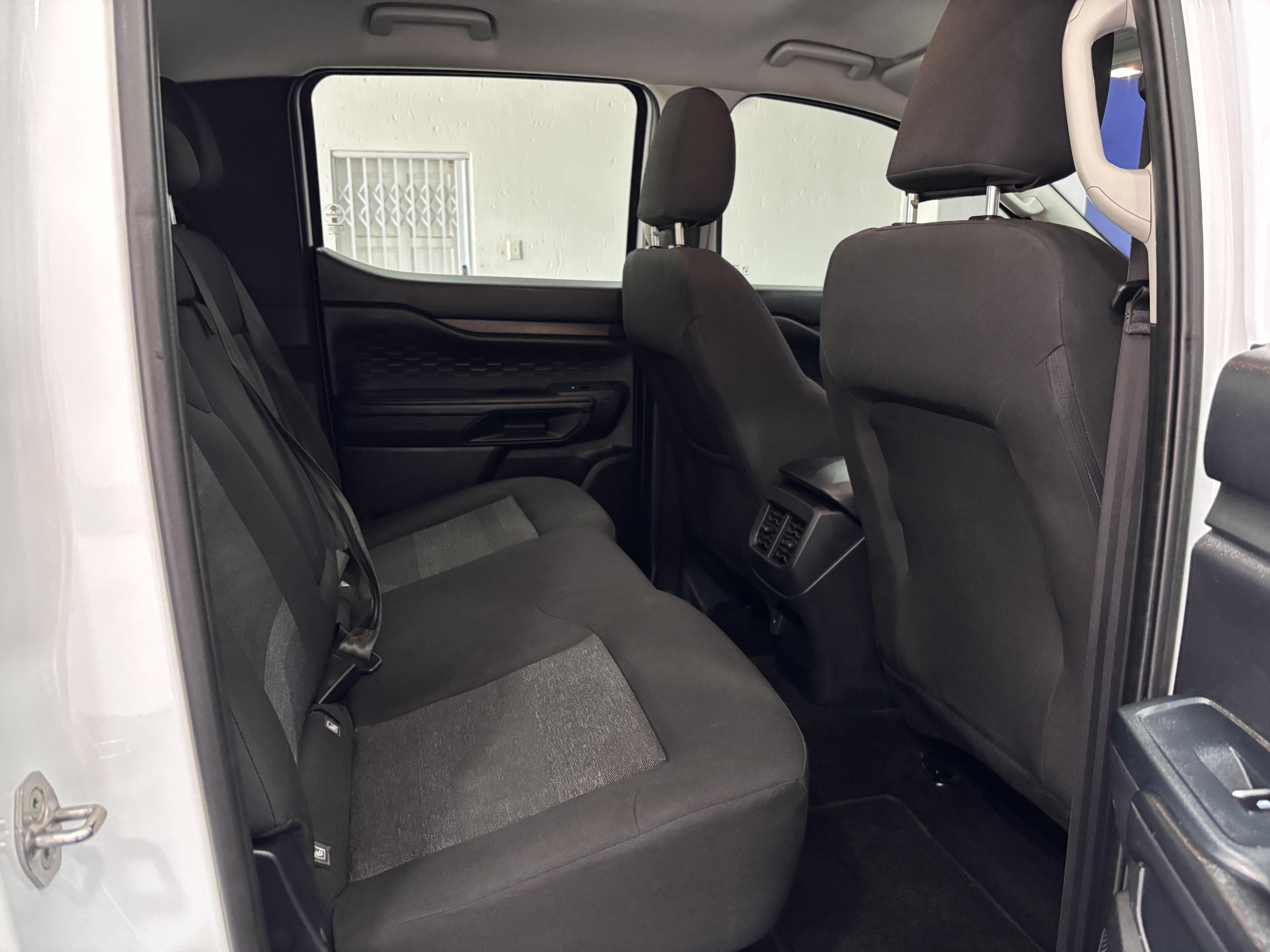 FORD RANGER 2.0D XL 4X4 A/T D/C P/U