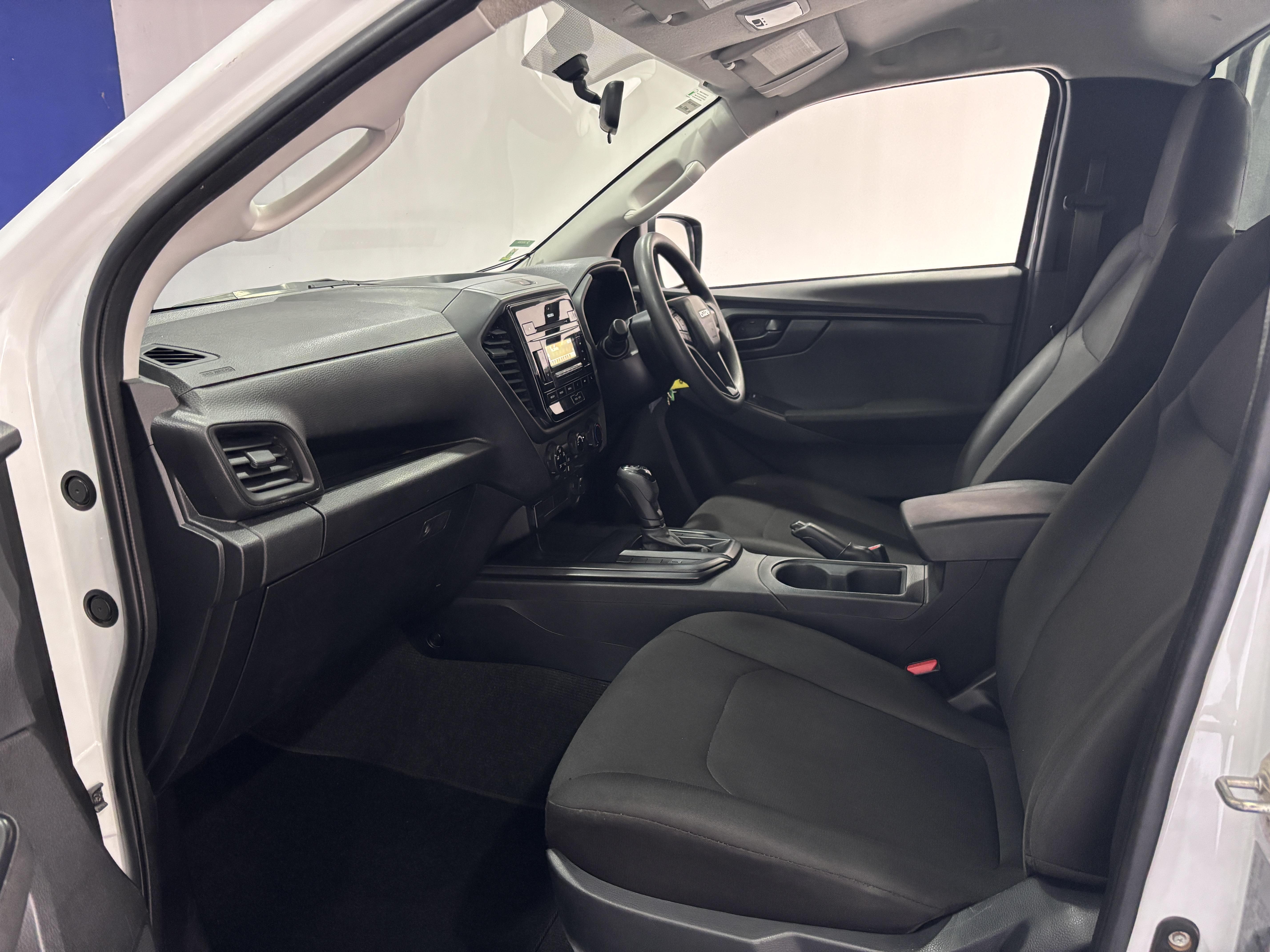 ISUZU D-MAX 1.9 DDI L 4X4 A/T S/C P/U