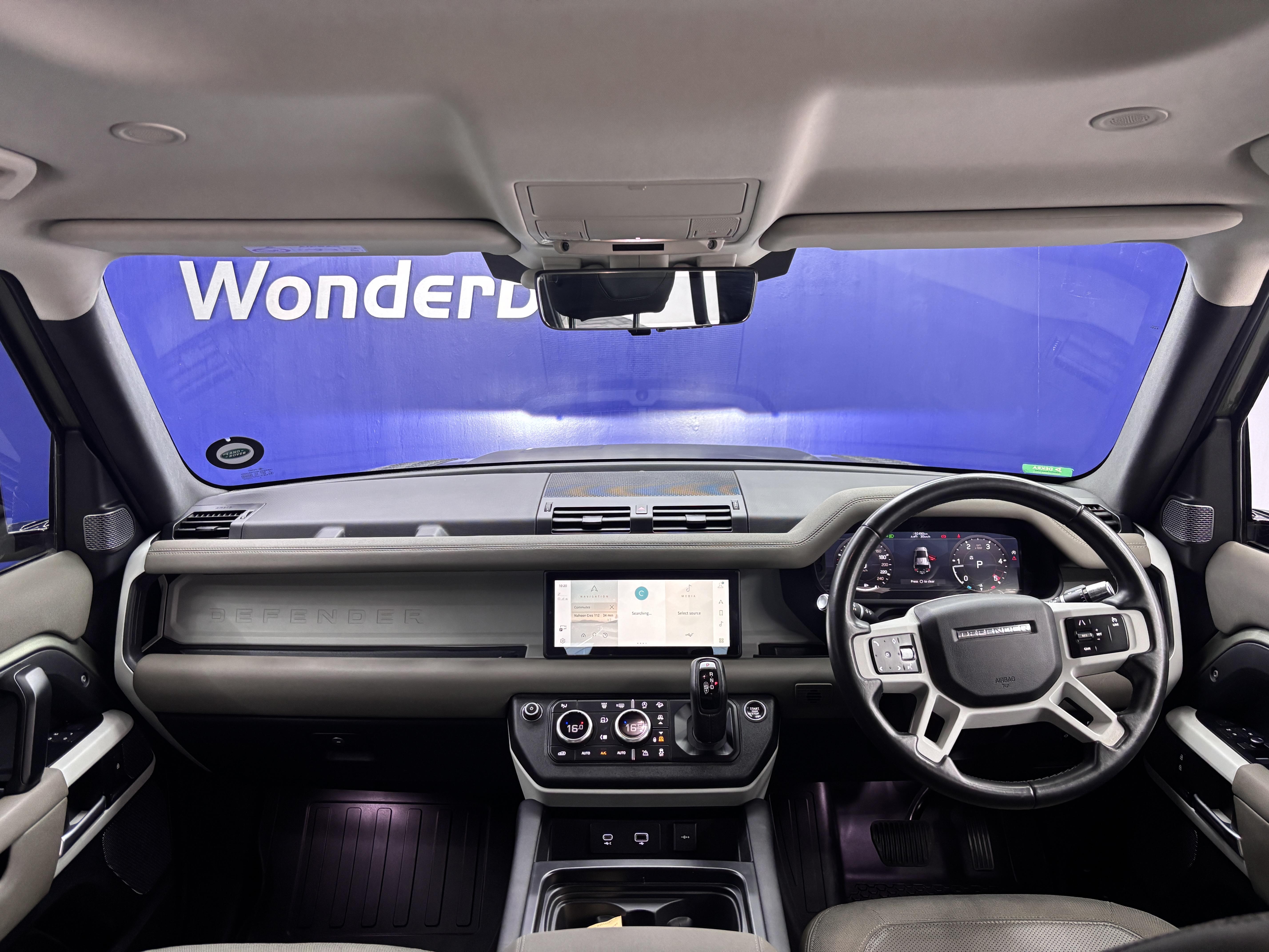 LAND ROVER DEFENDER 110 D240 SE (177KW)