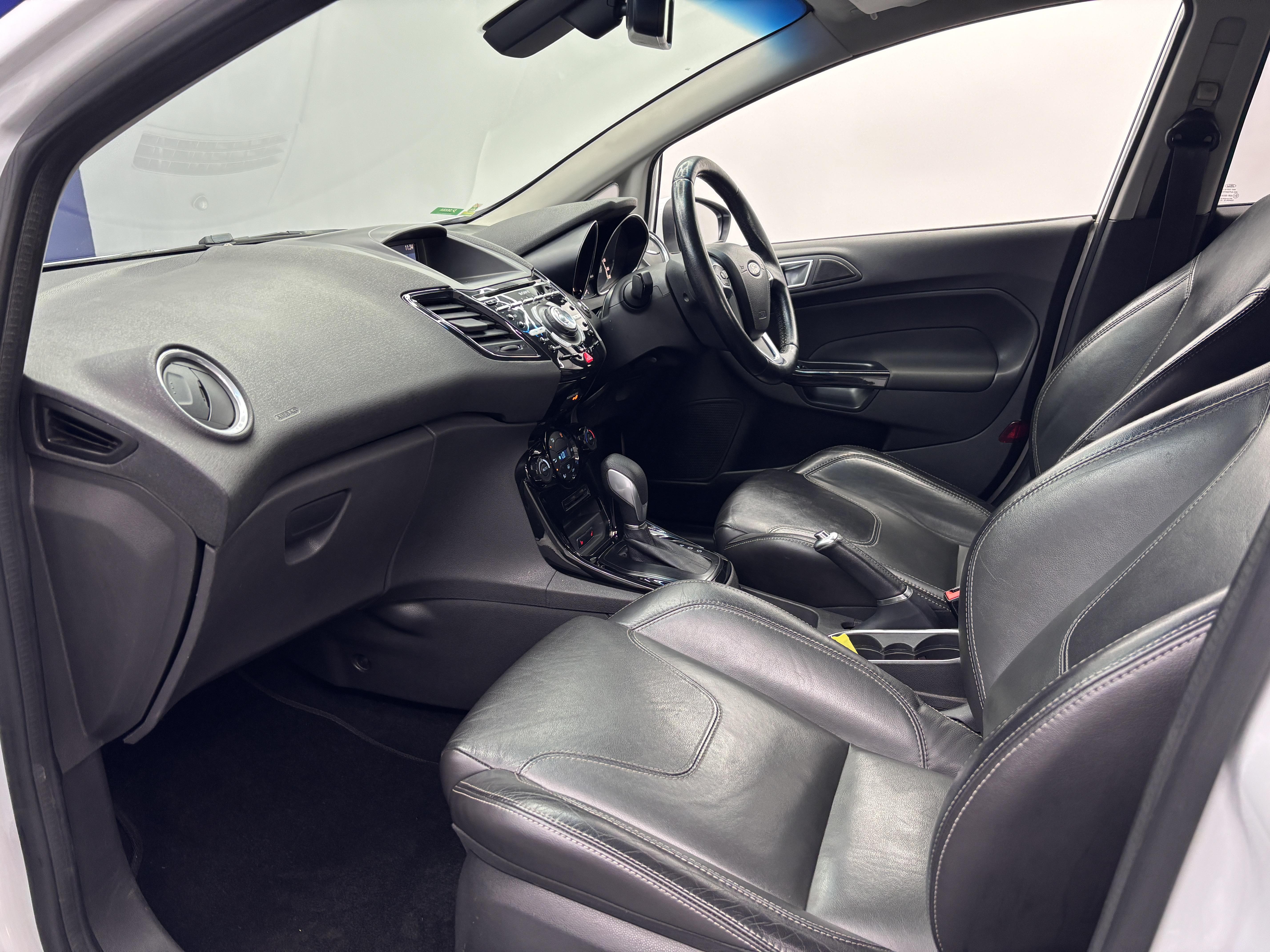 FORD FIESTA 1.0 ECOBOOST TITANIUM POWERSHIFT 5DR