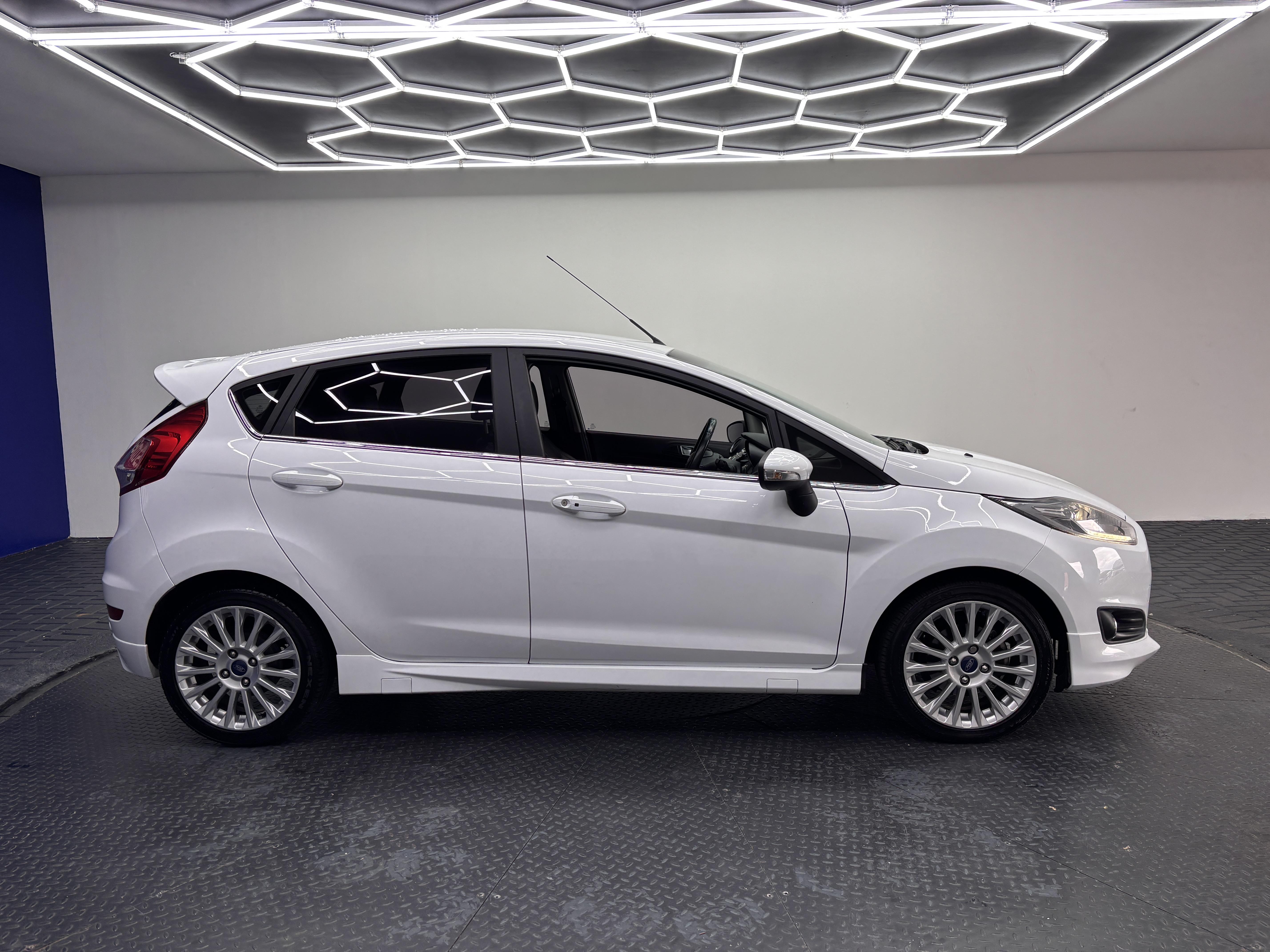 FORD FIESTA 1.0 ECOBOOST TITANIUM POWERSHIFT 5DR