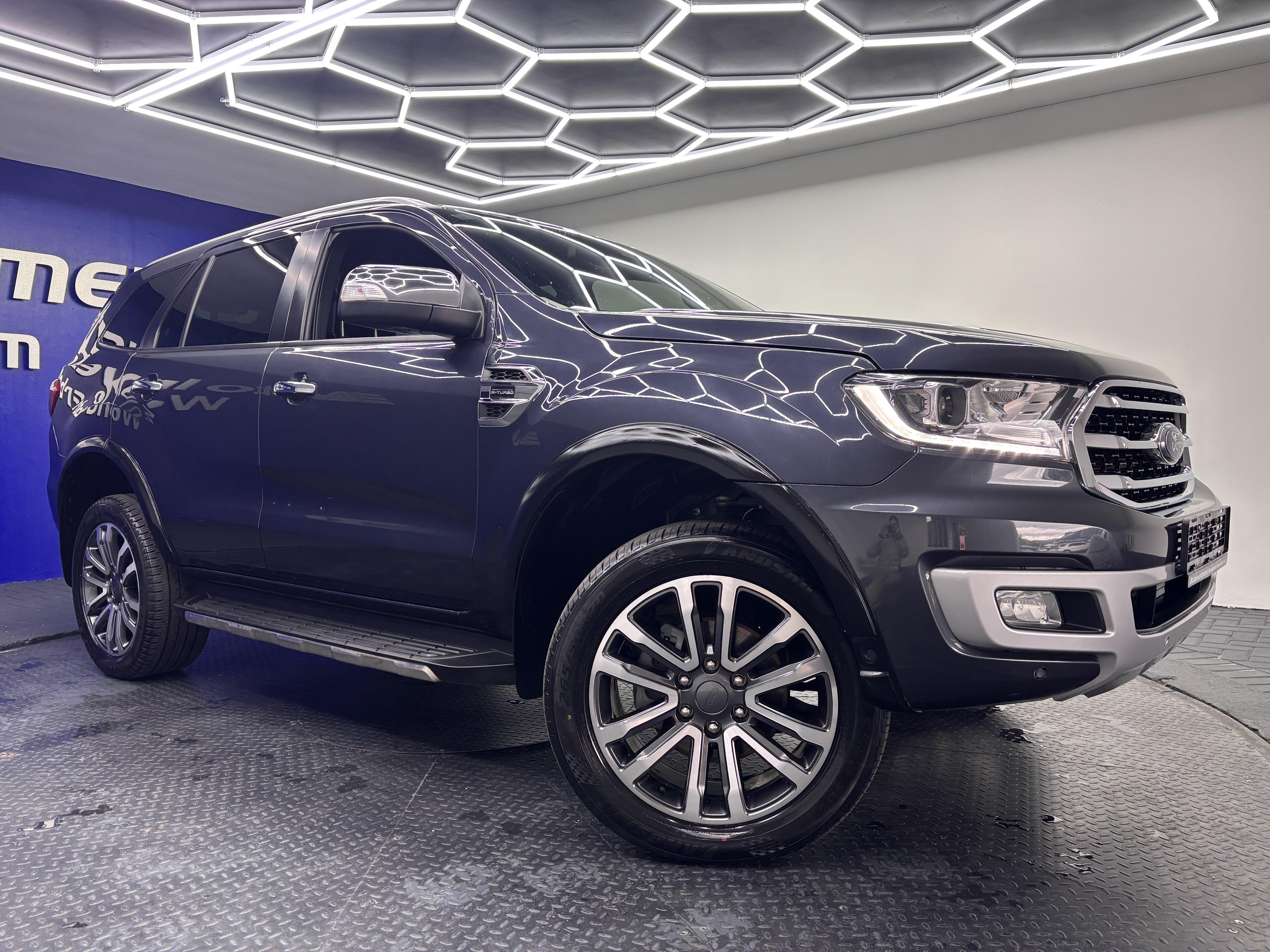 FORD EVEREST 2.0D BI-TURBO LTD 4X4 A/T