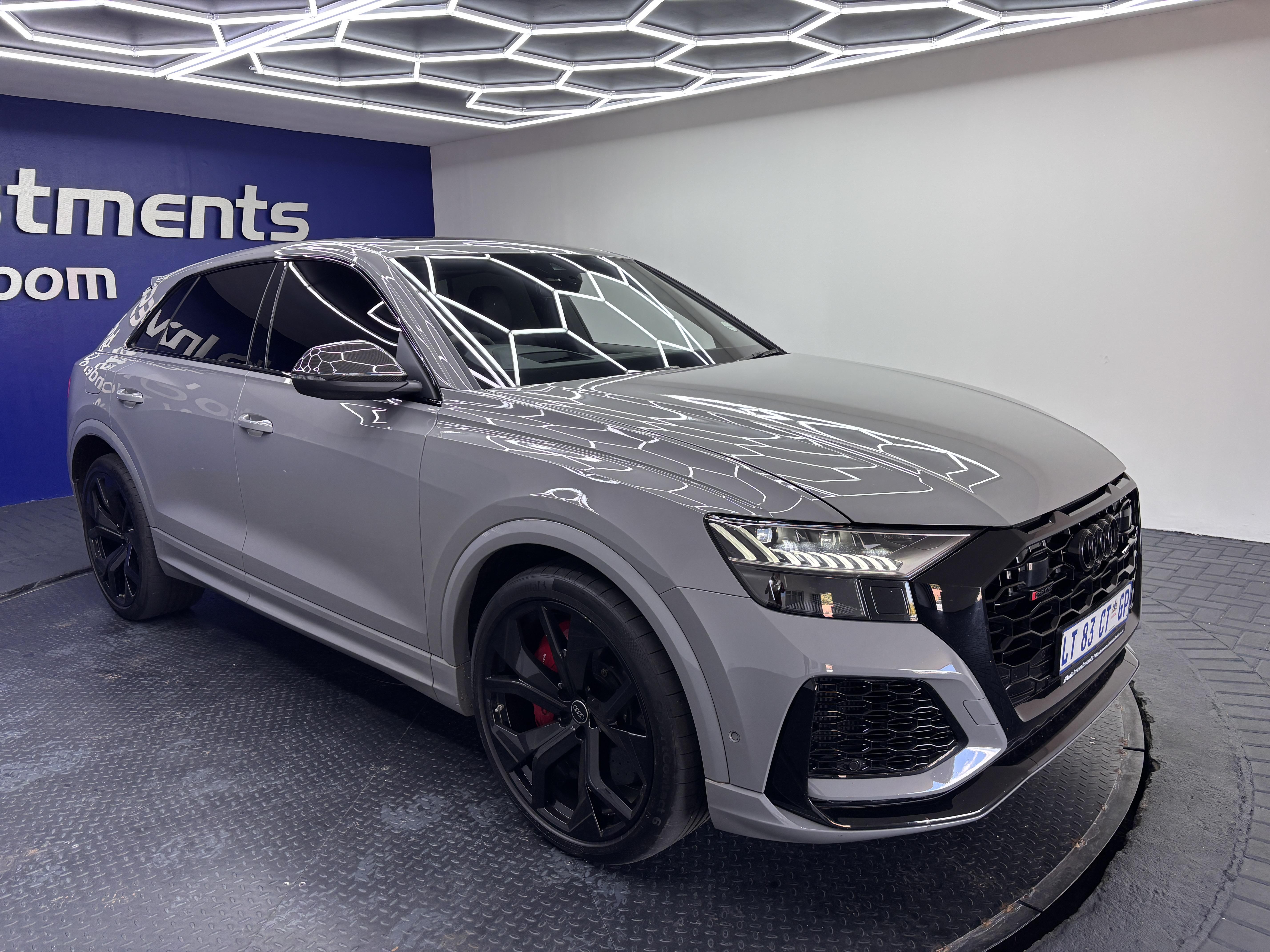 AUDI Q8 RS  QUATTRO (441KW)