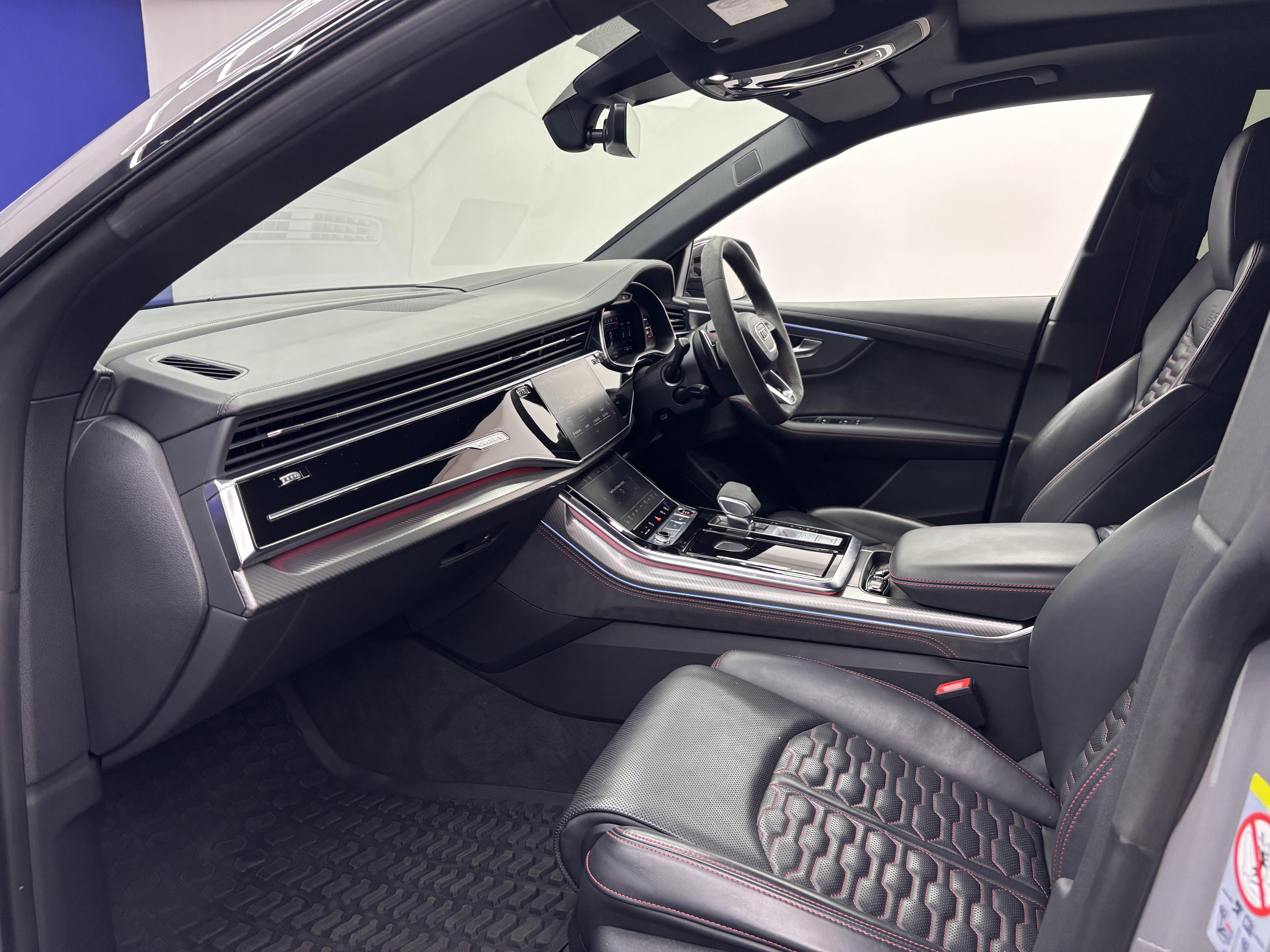 AUDI Q8 RS  QUATTRO (441KW)