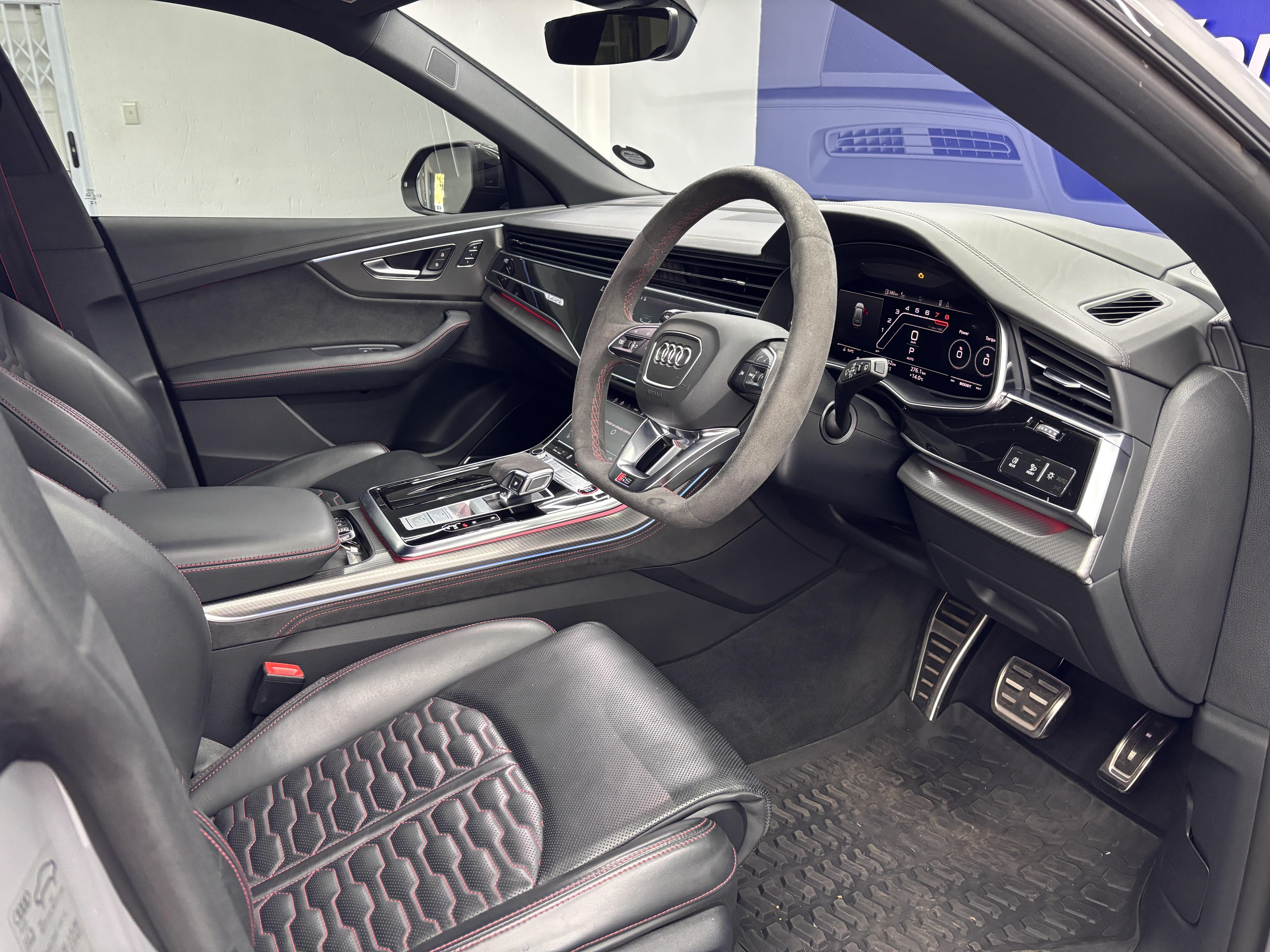 AUDI Q8 RS  QUATTRO (441KW)