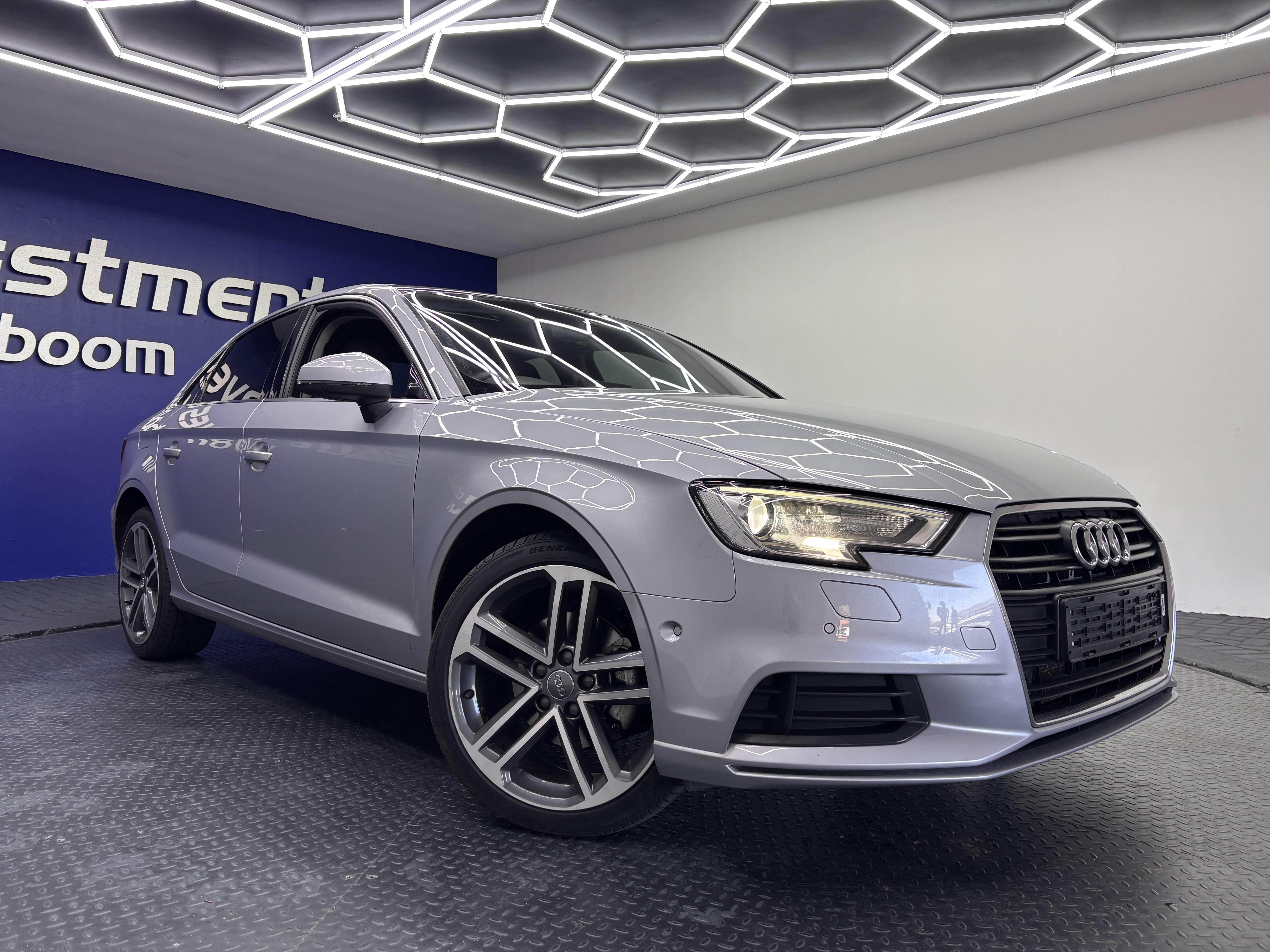 AUDI A3 1.4T FSI STRONIC (35 TFSI)