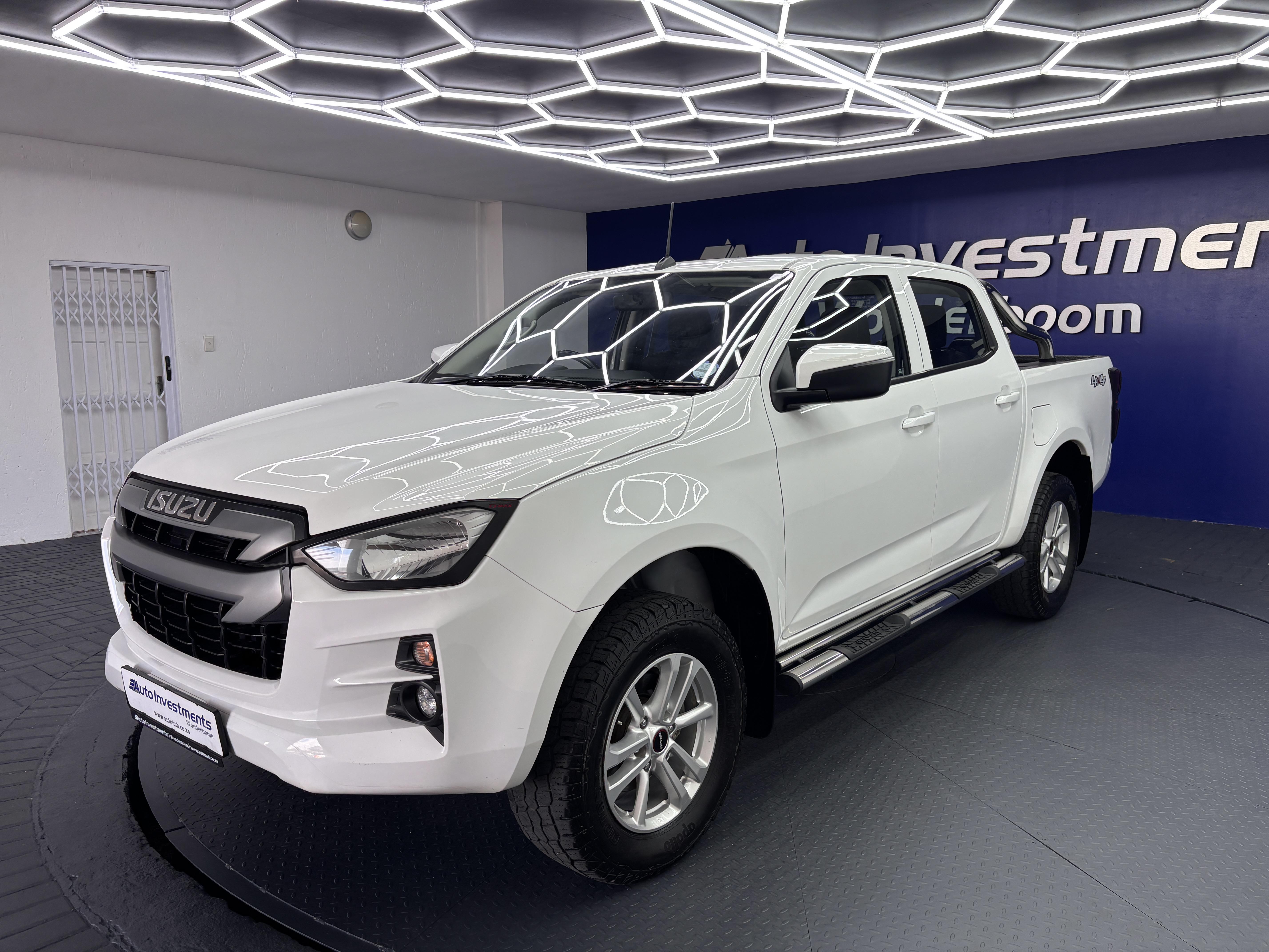 ISUZU D-MAX 3.0 DDI LS 4X4 A/T D/C P/U