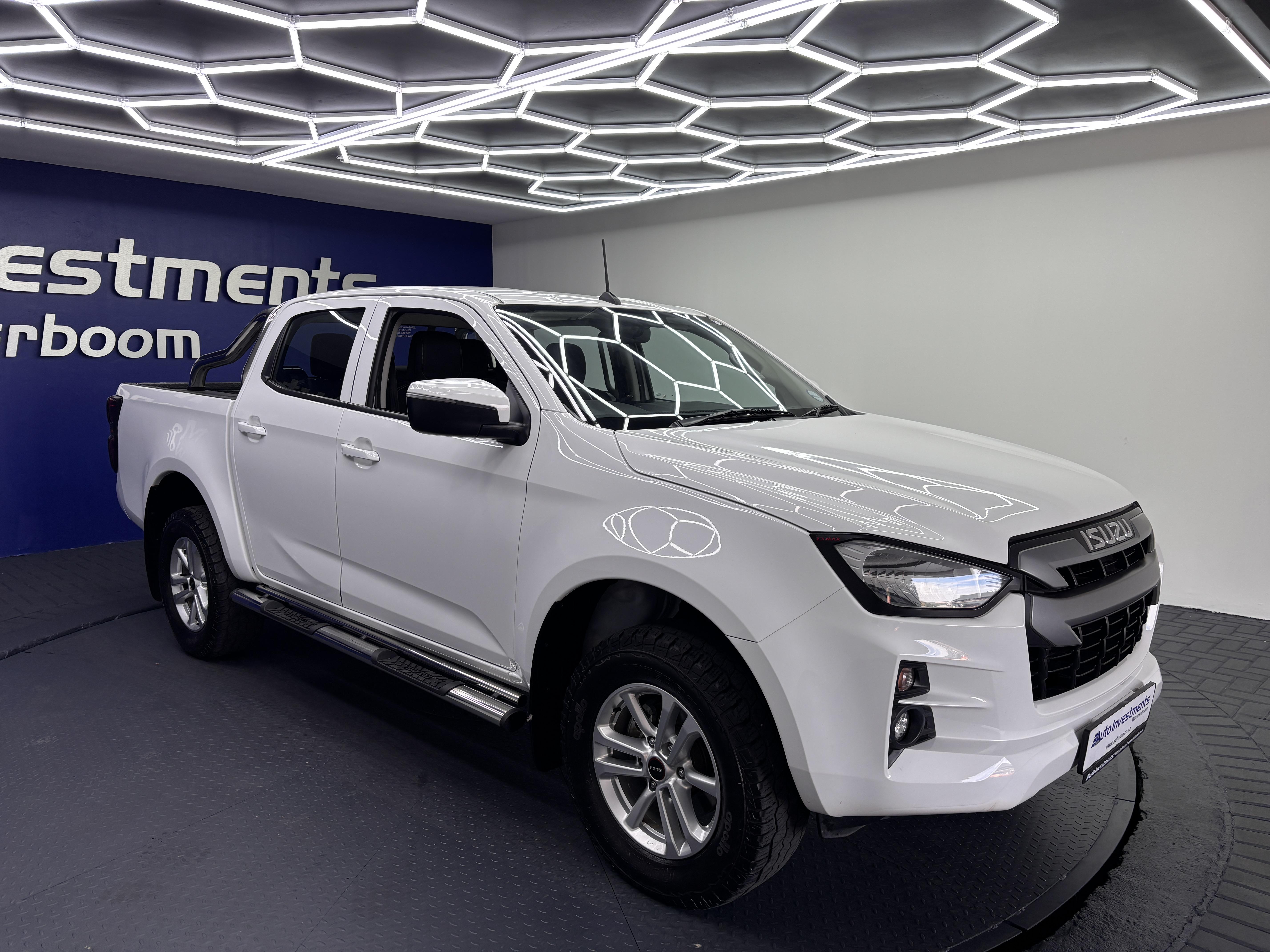 ISUZU D-MAX 3.0 DDI LS 4X4 A/T D/C P/U