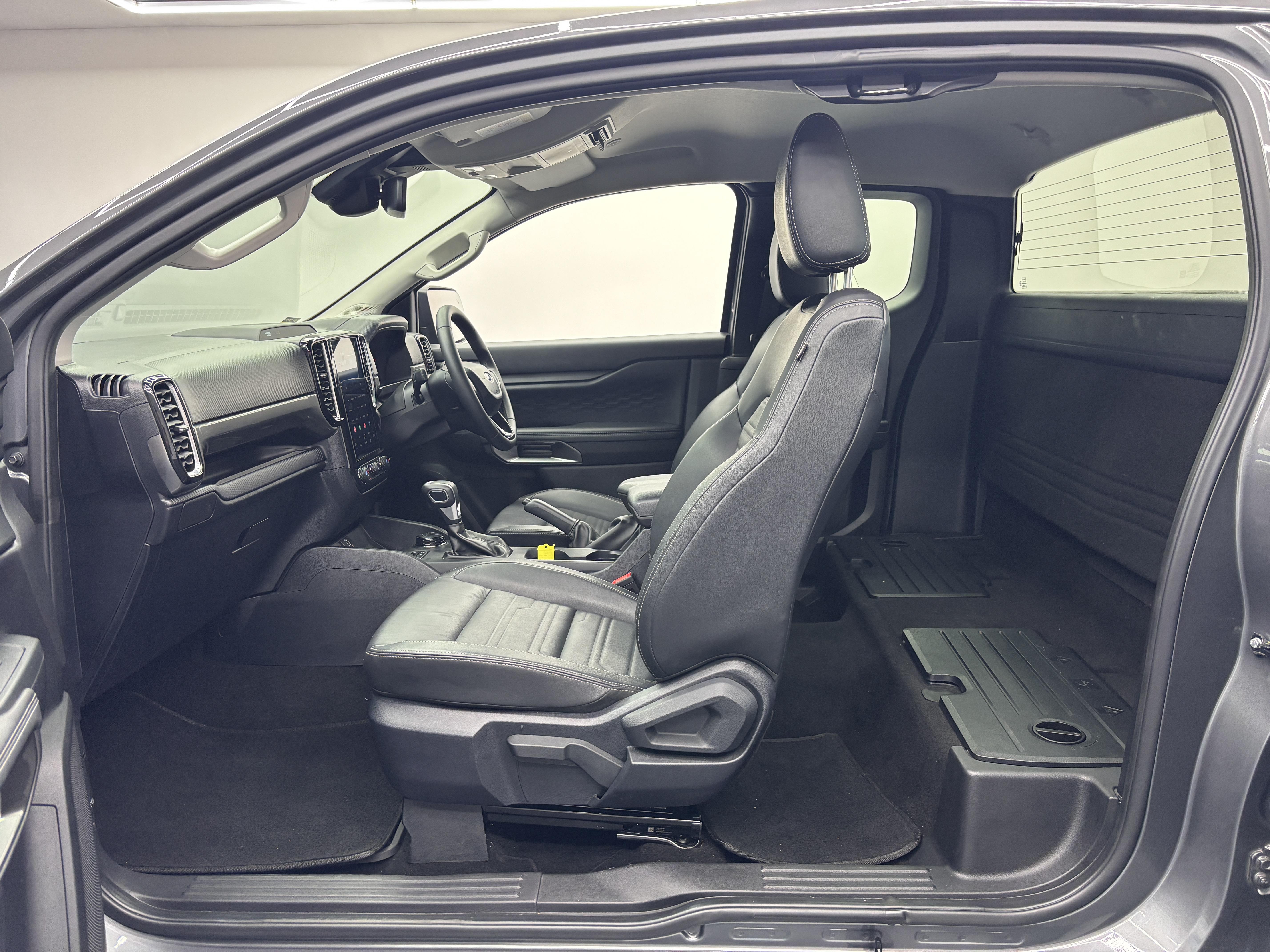 FORD RANGER 2.0D BI TURBO XLT HR A/T 4X4 SUPER CAB P/U