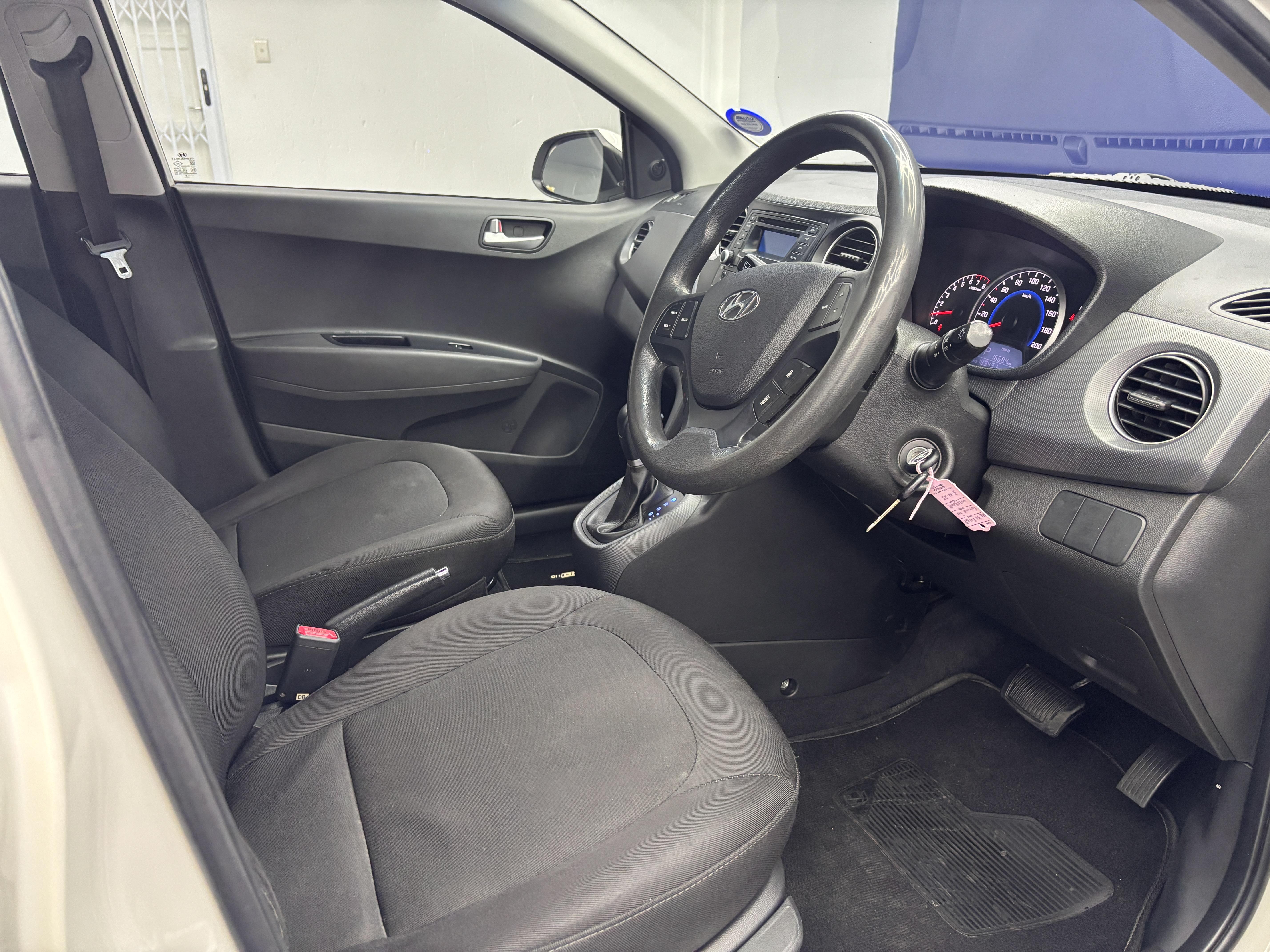 HYUNDAI I10 GRAND  1.0 MOTION A/T - 11