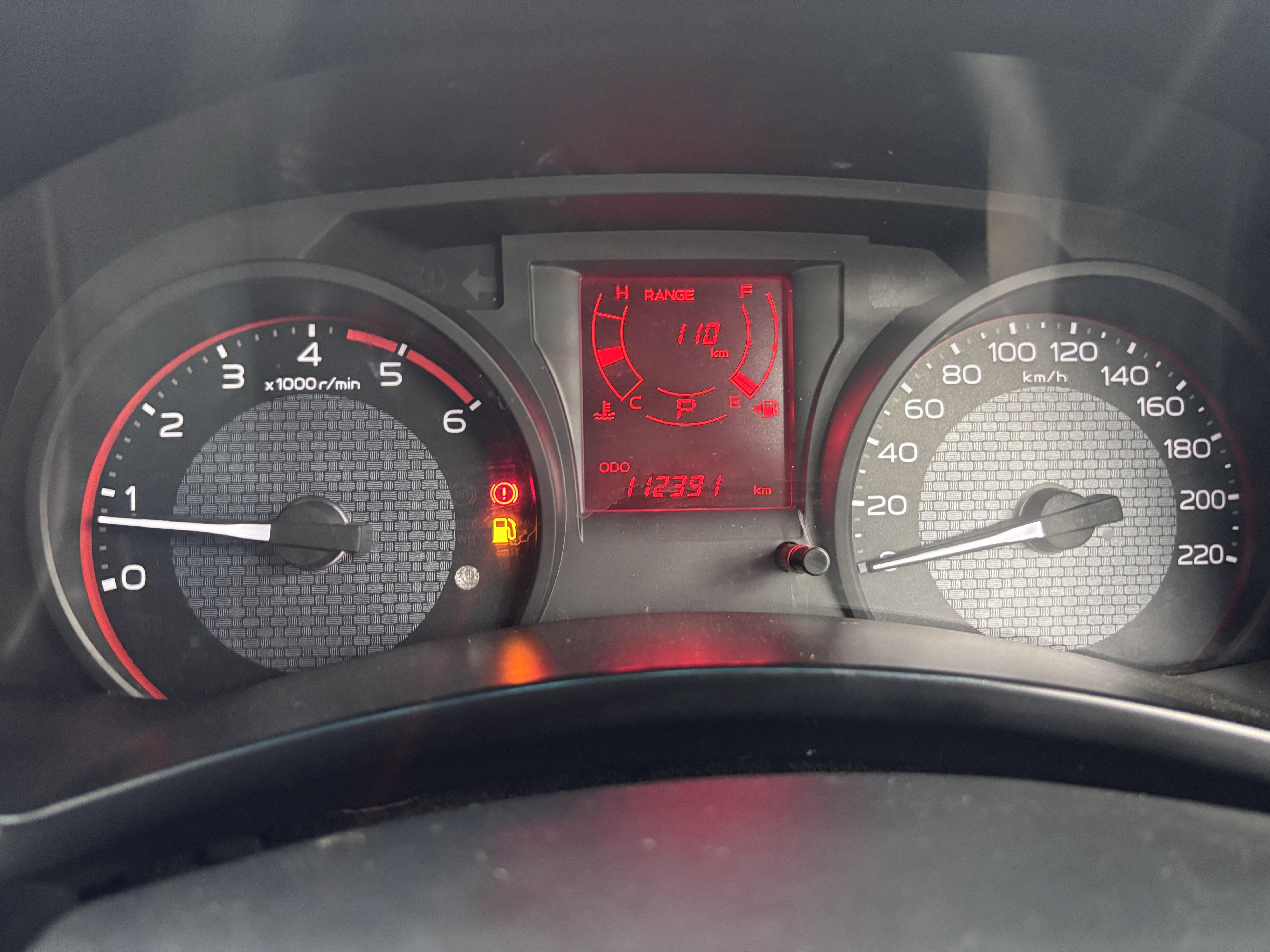 ISUZU D-MAX 250 HO X-RIDER A/T E/CAB P/U