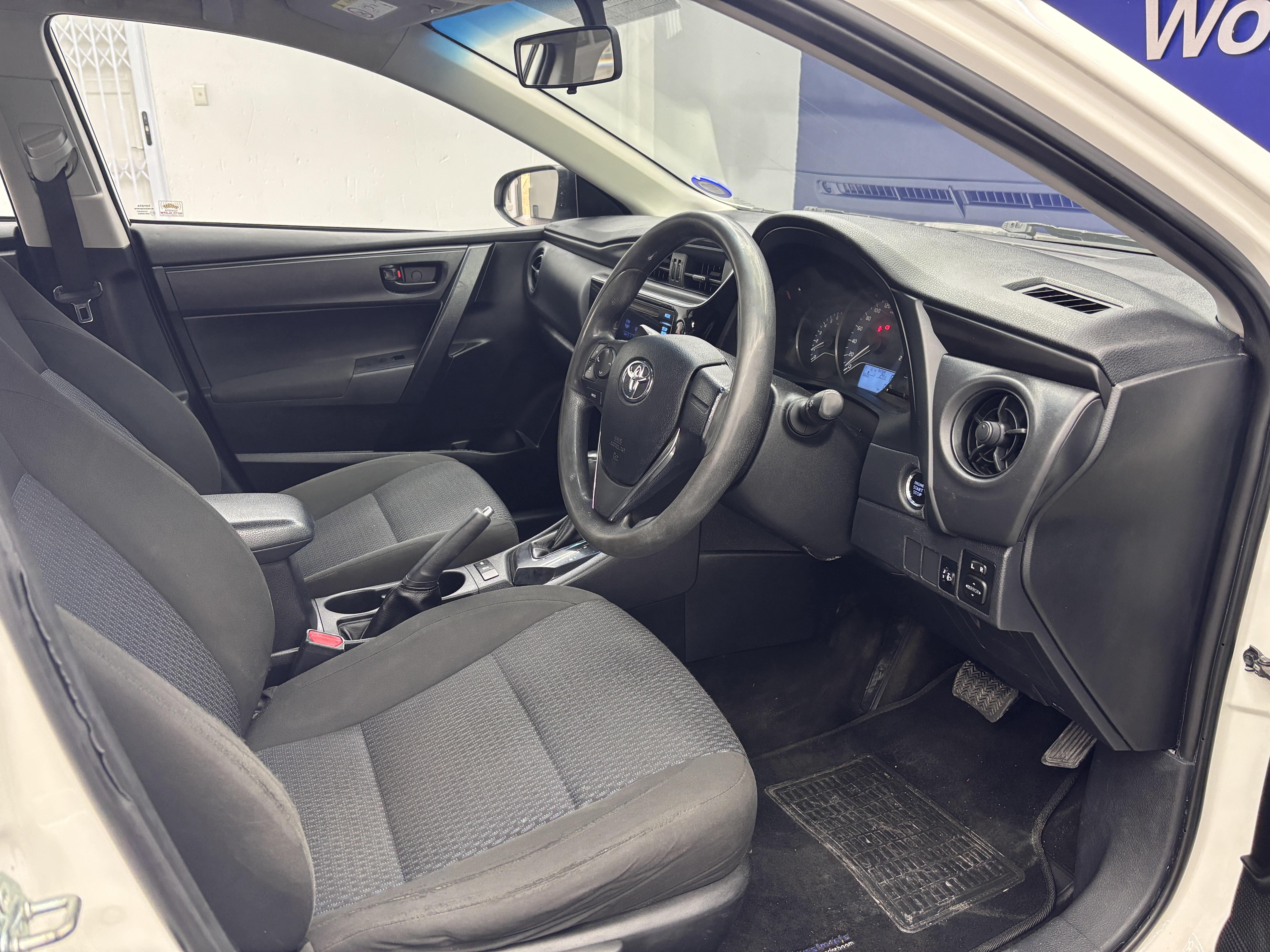 TOYOTA COROLLA QUEST PLUS 1.8 CVT - 11