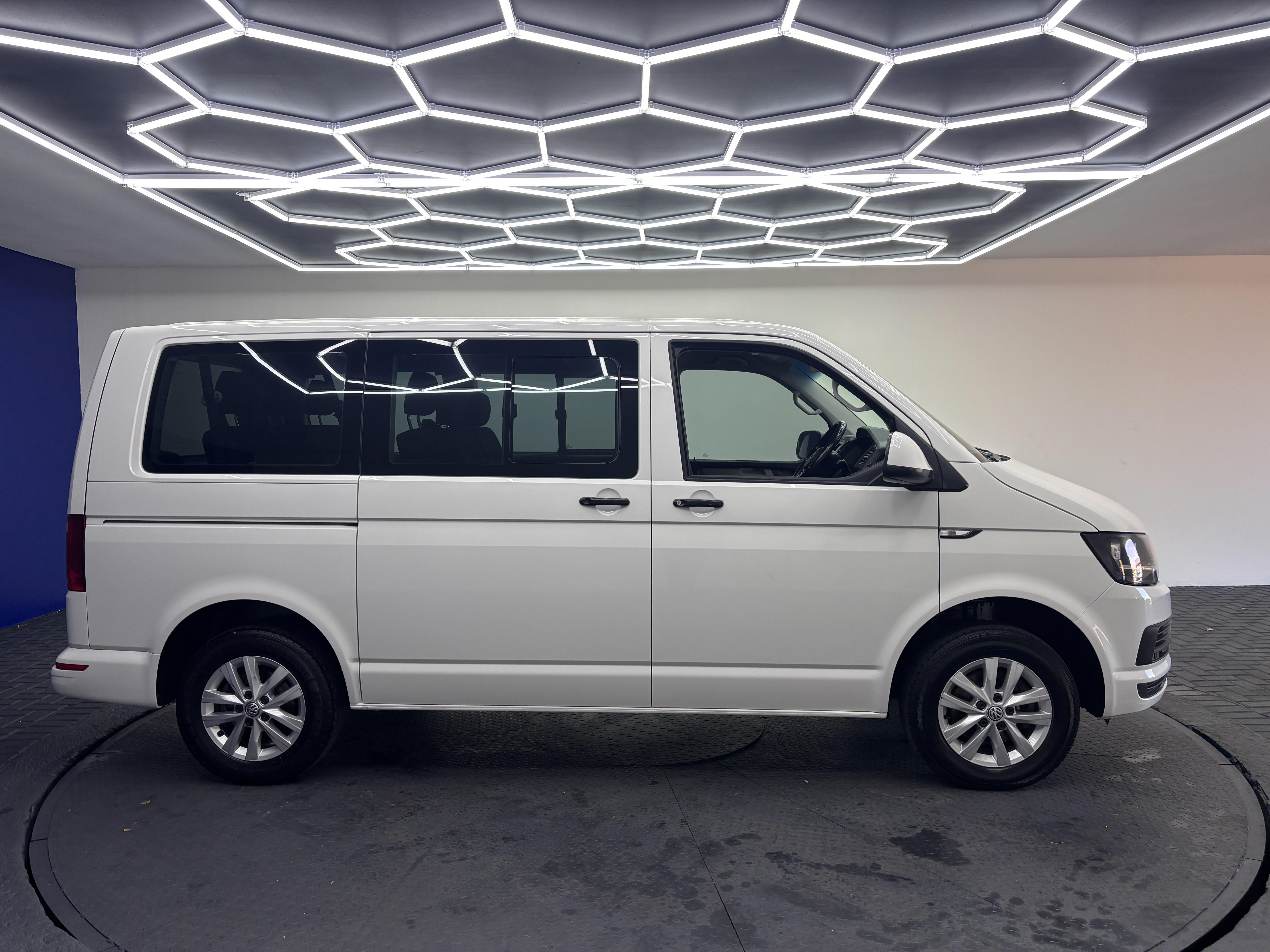 VOLKSWAGEN T6 KOMBI 2.0 TDI DSG 103KW (TRENDLINE) - 6