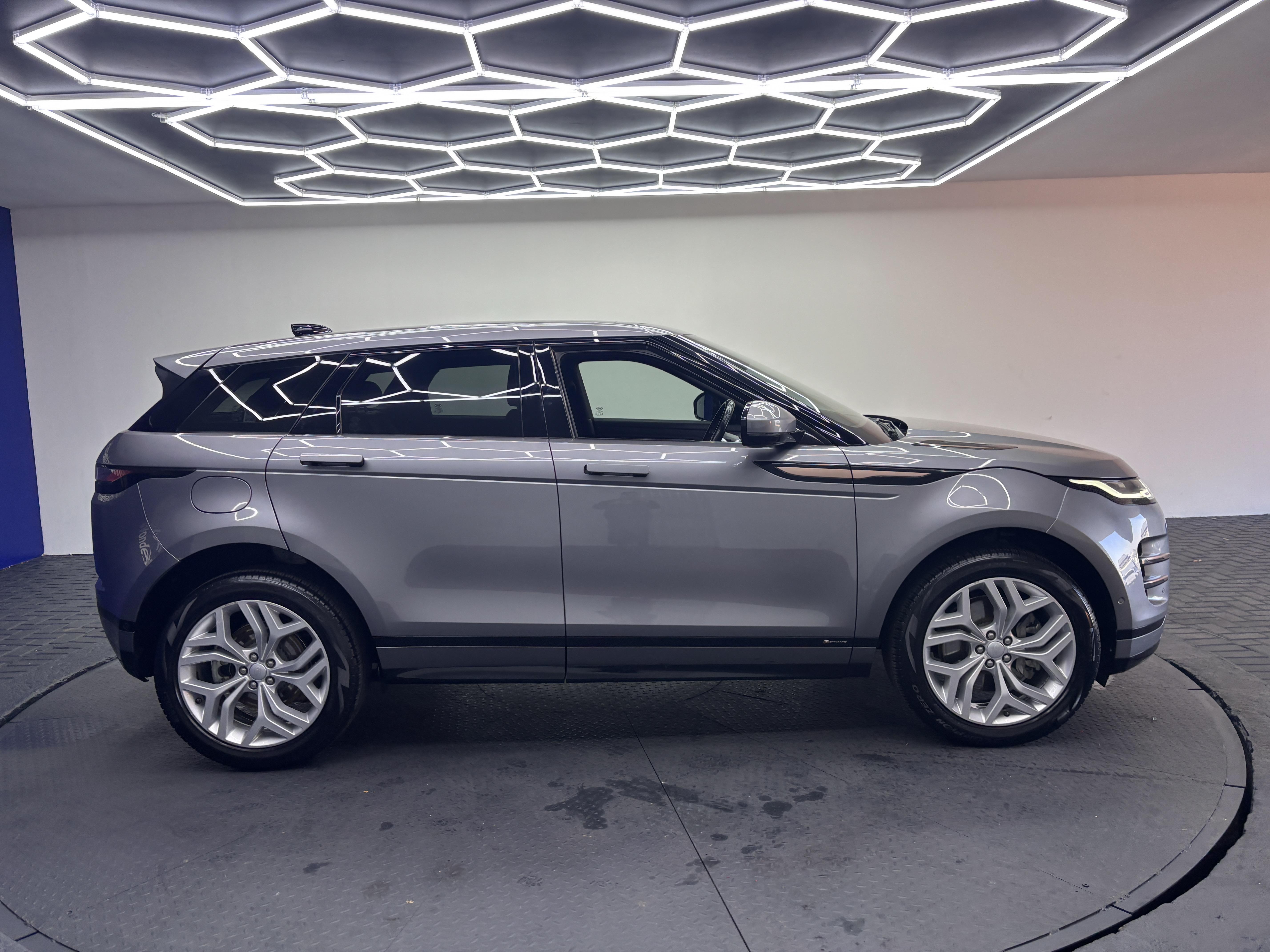 LAND ROVER EVOQUE 2.0D SE 132KW (D180)